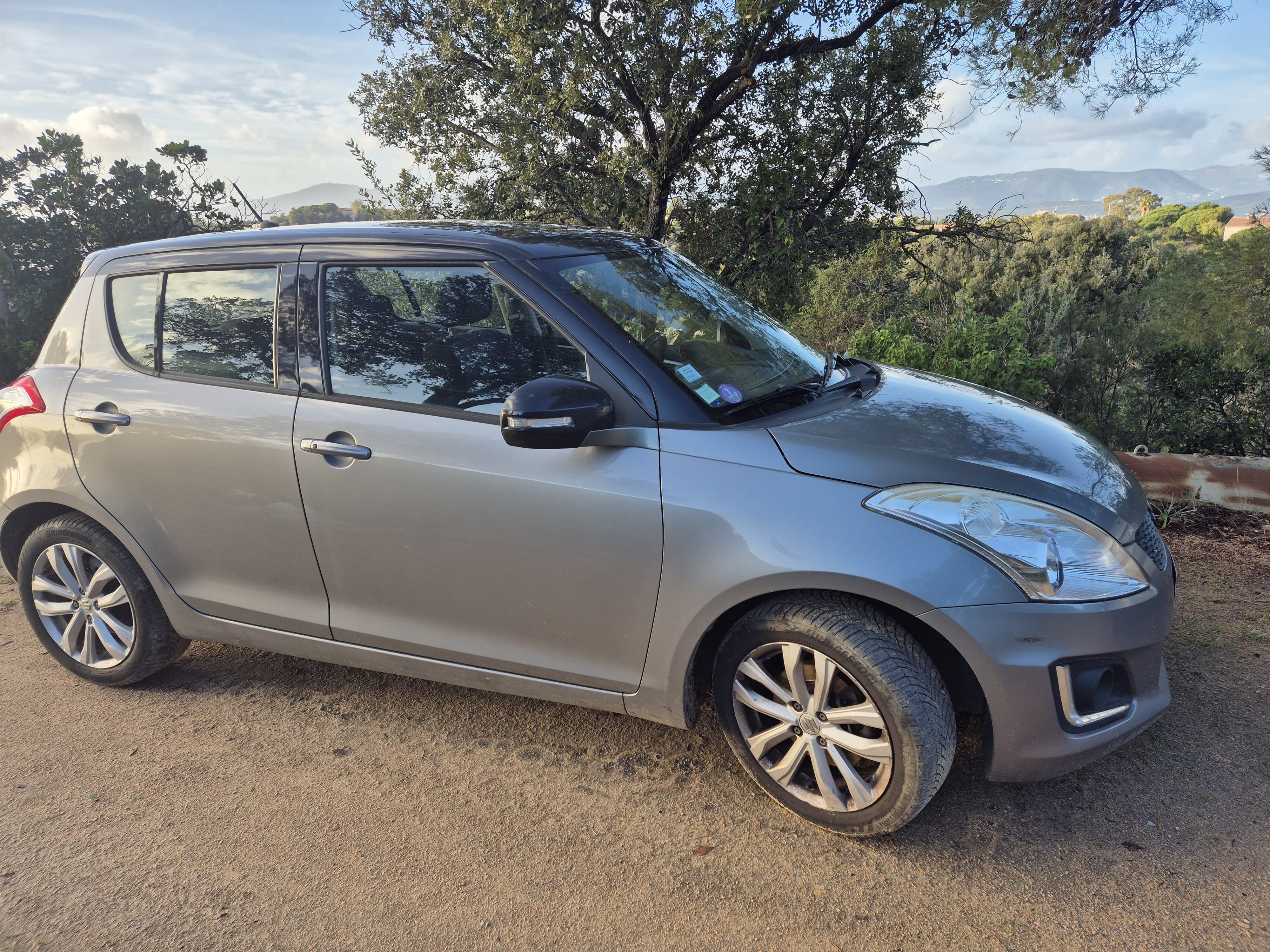 Suzuki Swift, 2014, Essence 98