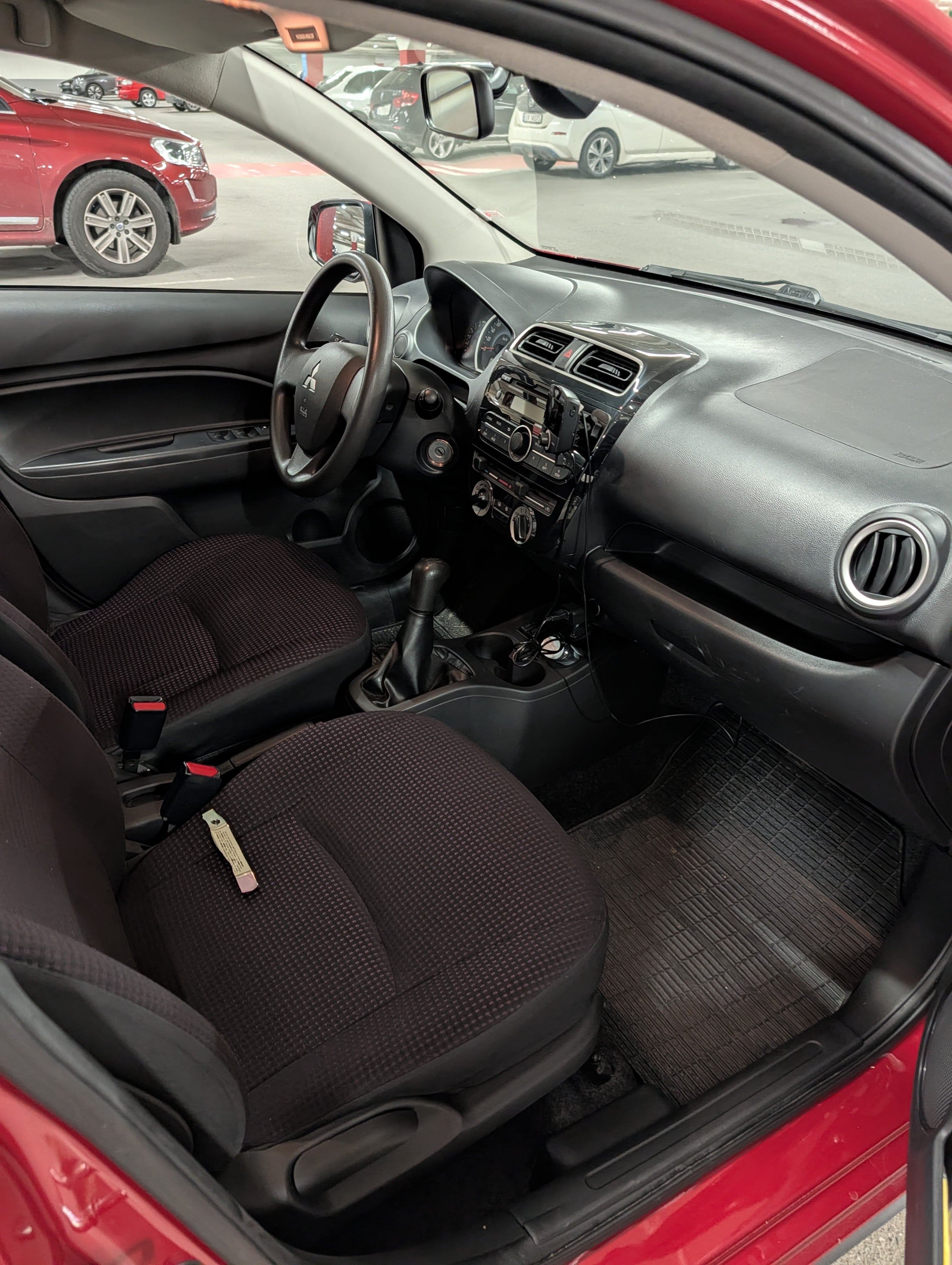 Mitsubishi Space Star med Vinterdekk