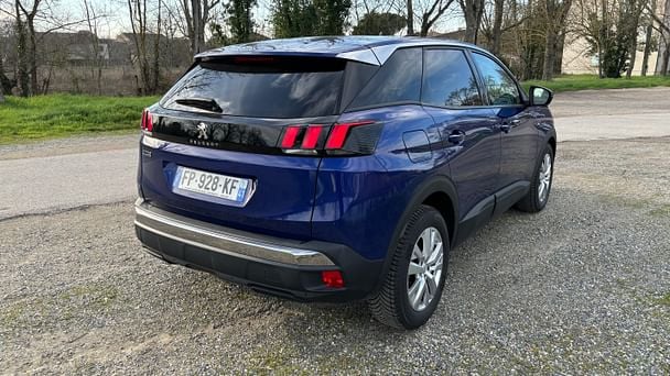 Peugeot 3008 - PARKING AEROPORT TOULOUSE avec Android Auto