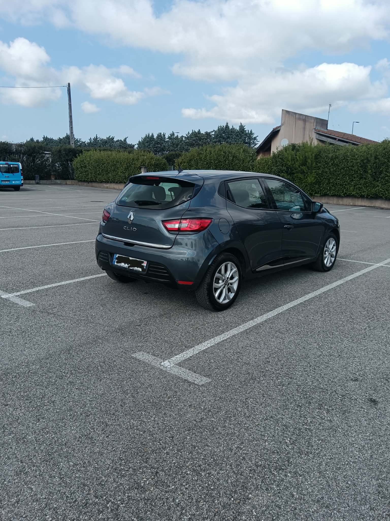 Renault Clio avec GPS