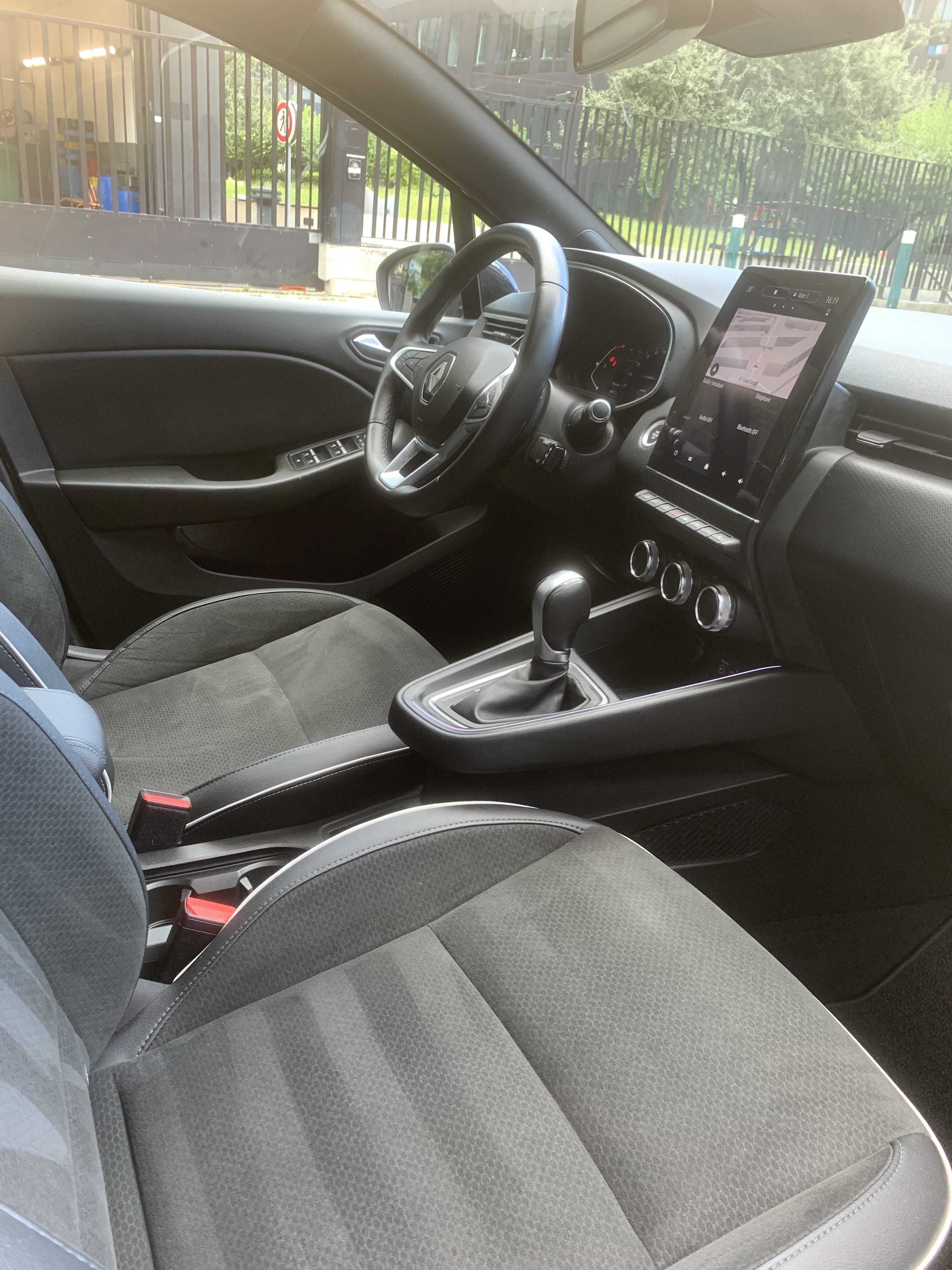 Renault Clio avec GPS