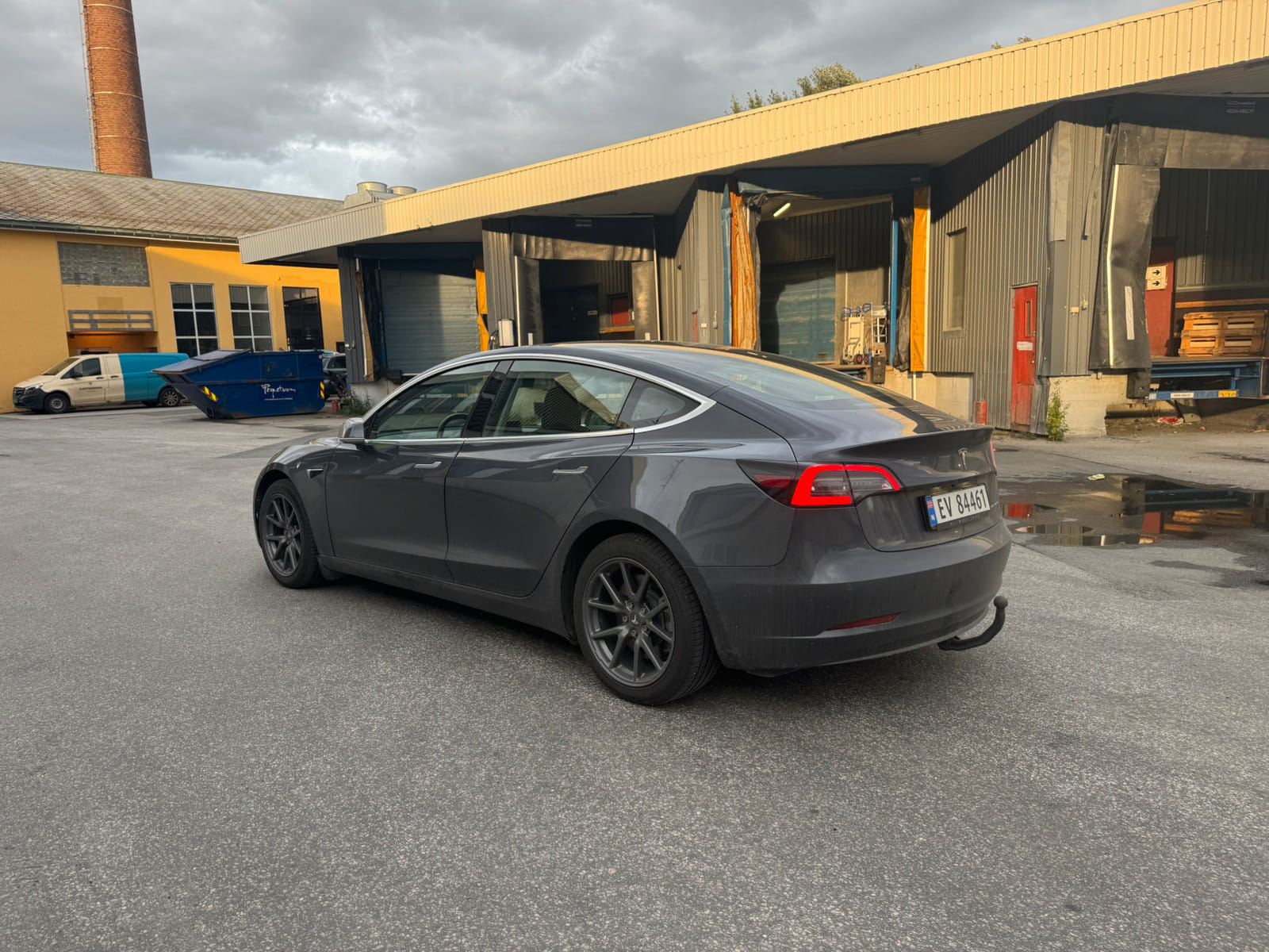 Tesla Model 3 Long Range med GPS