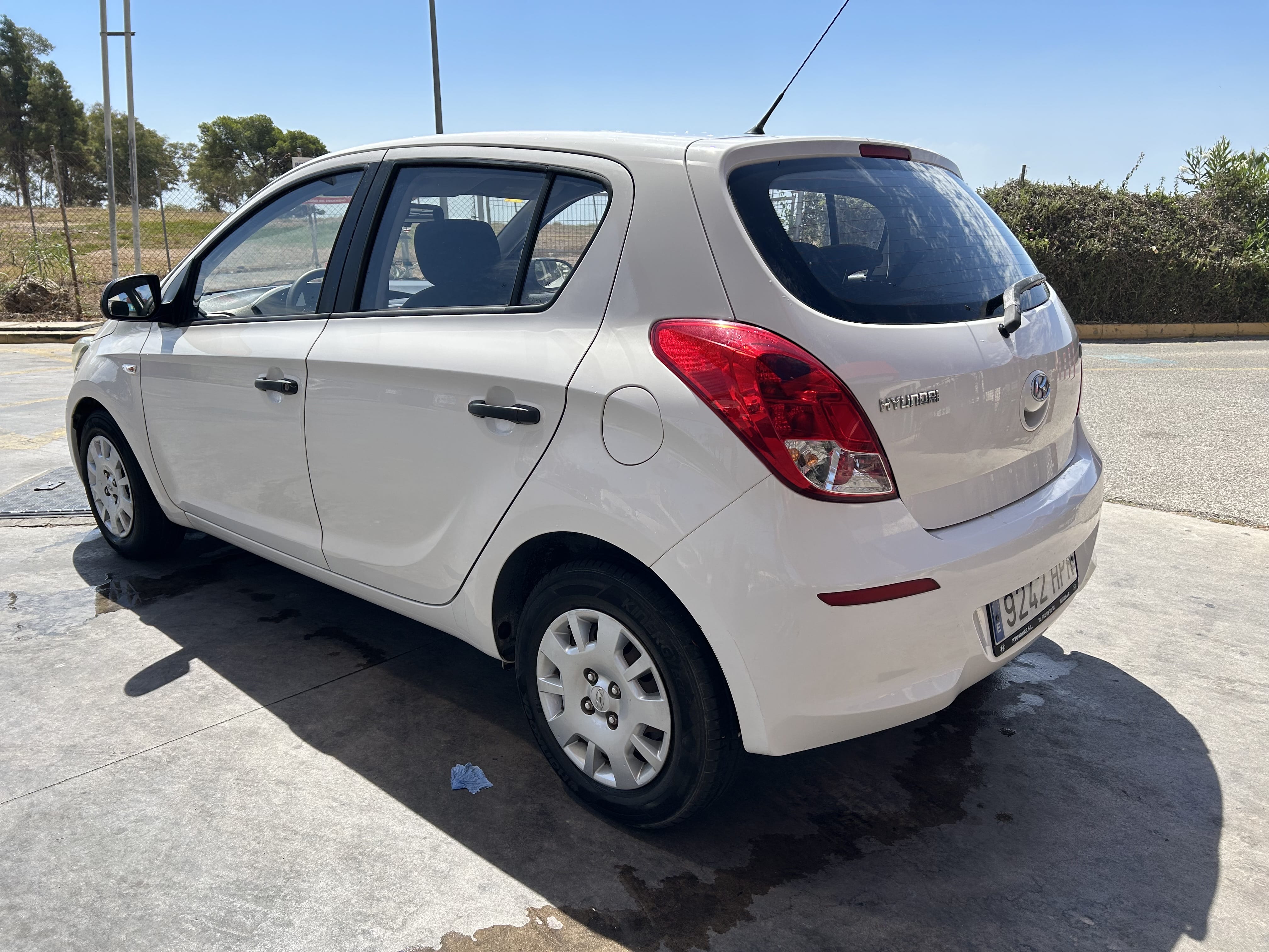 Hyundai i20 con Silla infantil