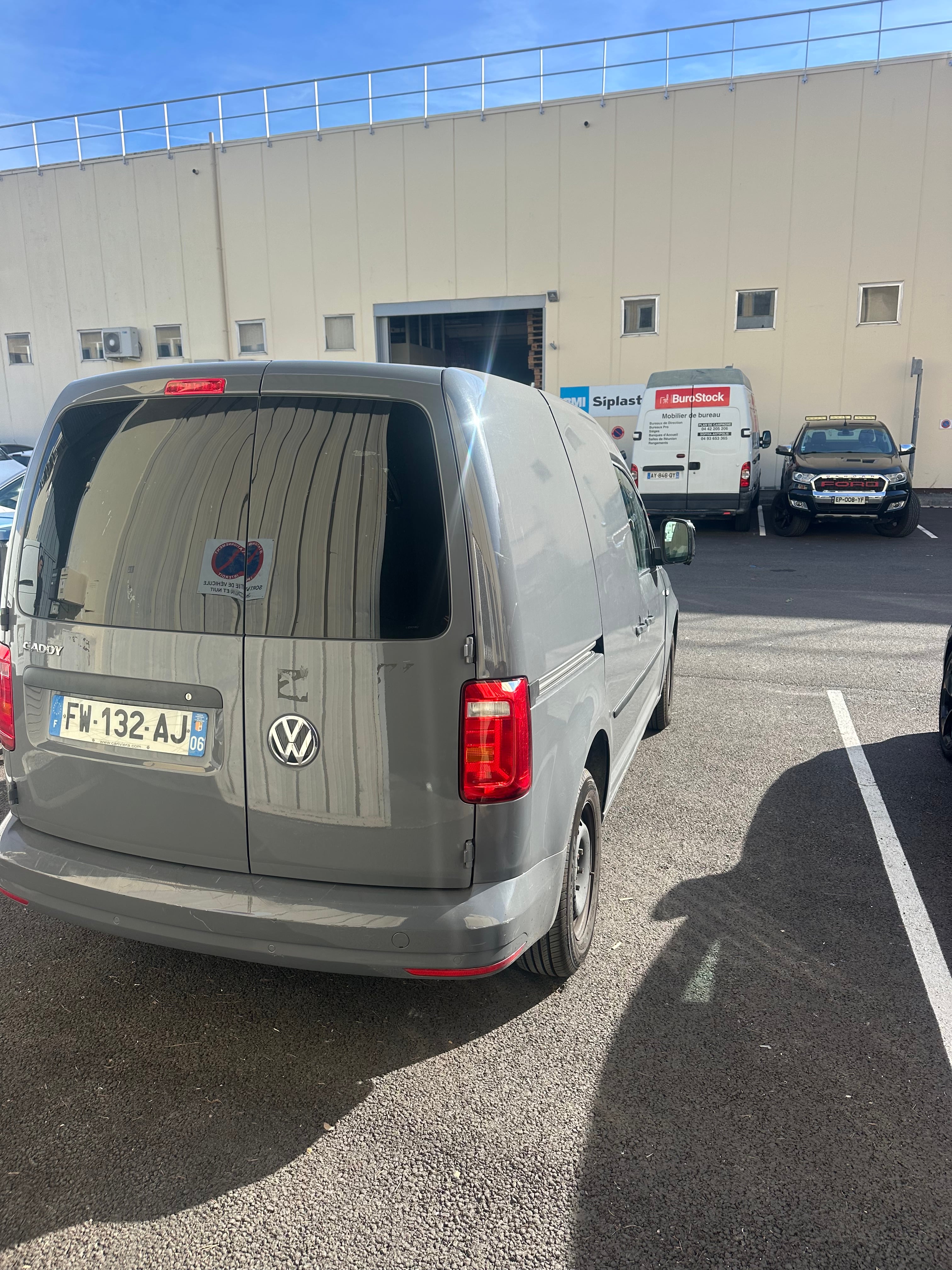 Volkswagen Caddy Maxi avec Apple CarPlay