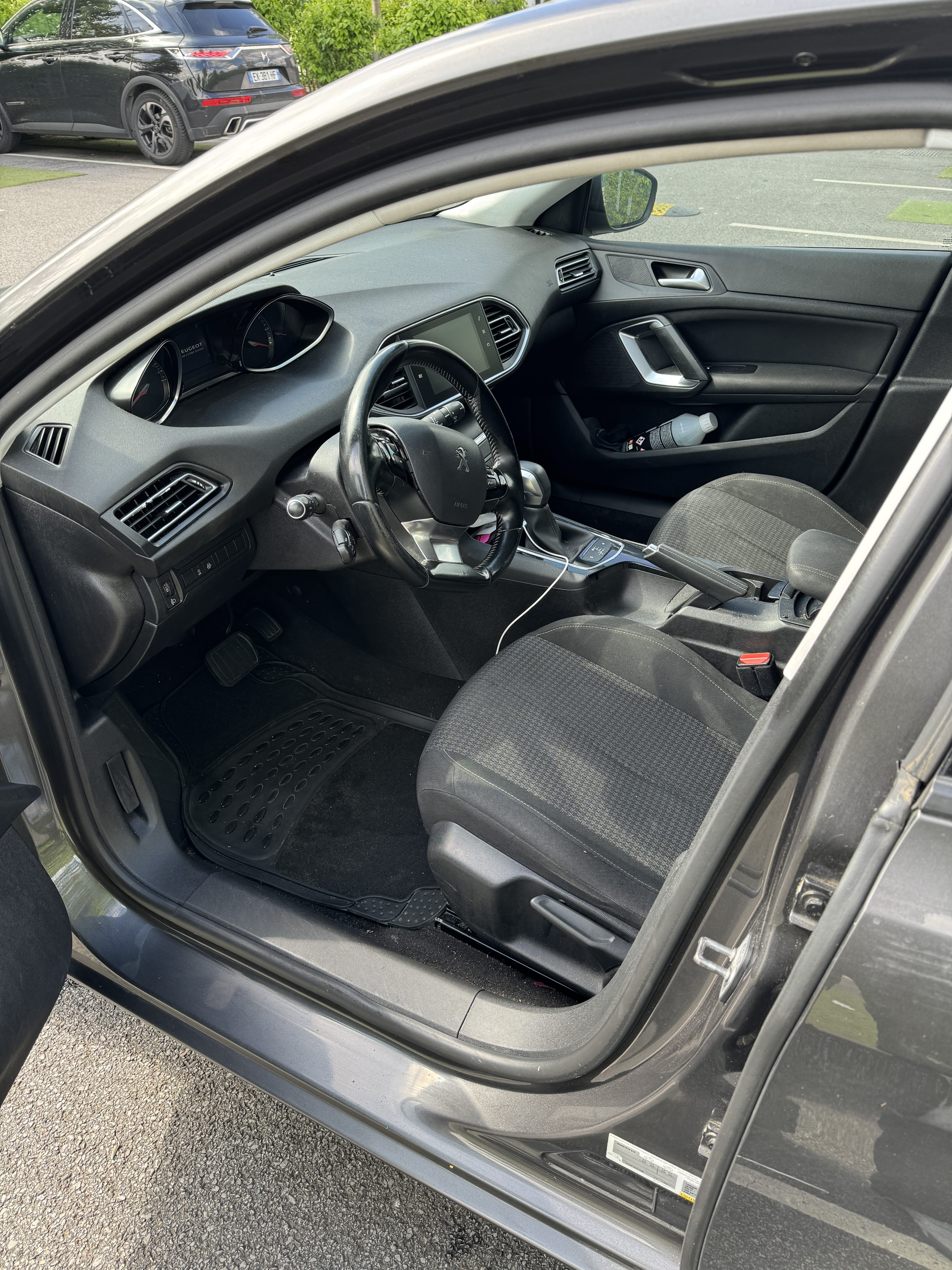 Peugeot 308 SW avec Régulateur de vitesse