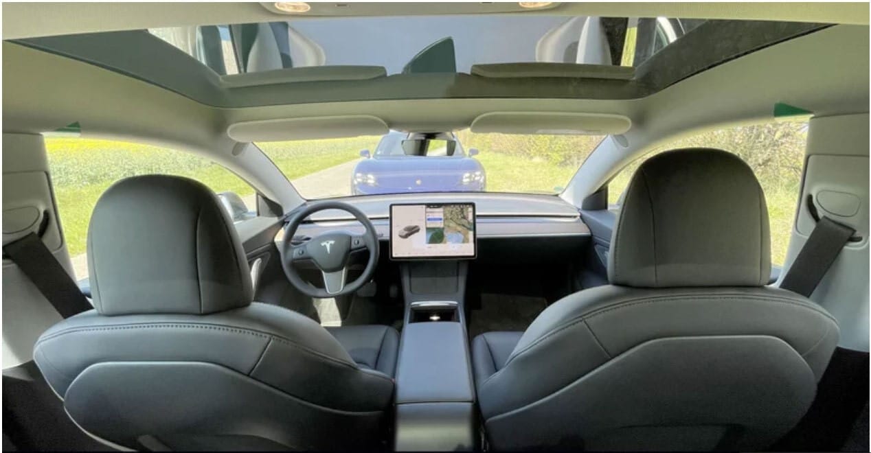 Tesla Model 3 avec Régulateur de vitesse