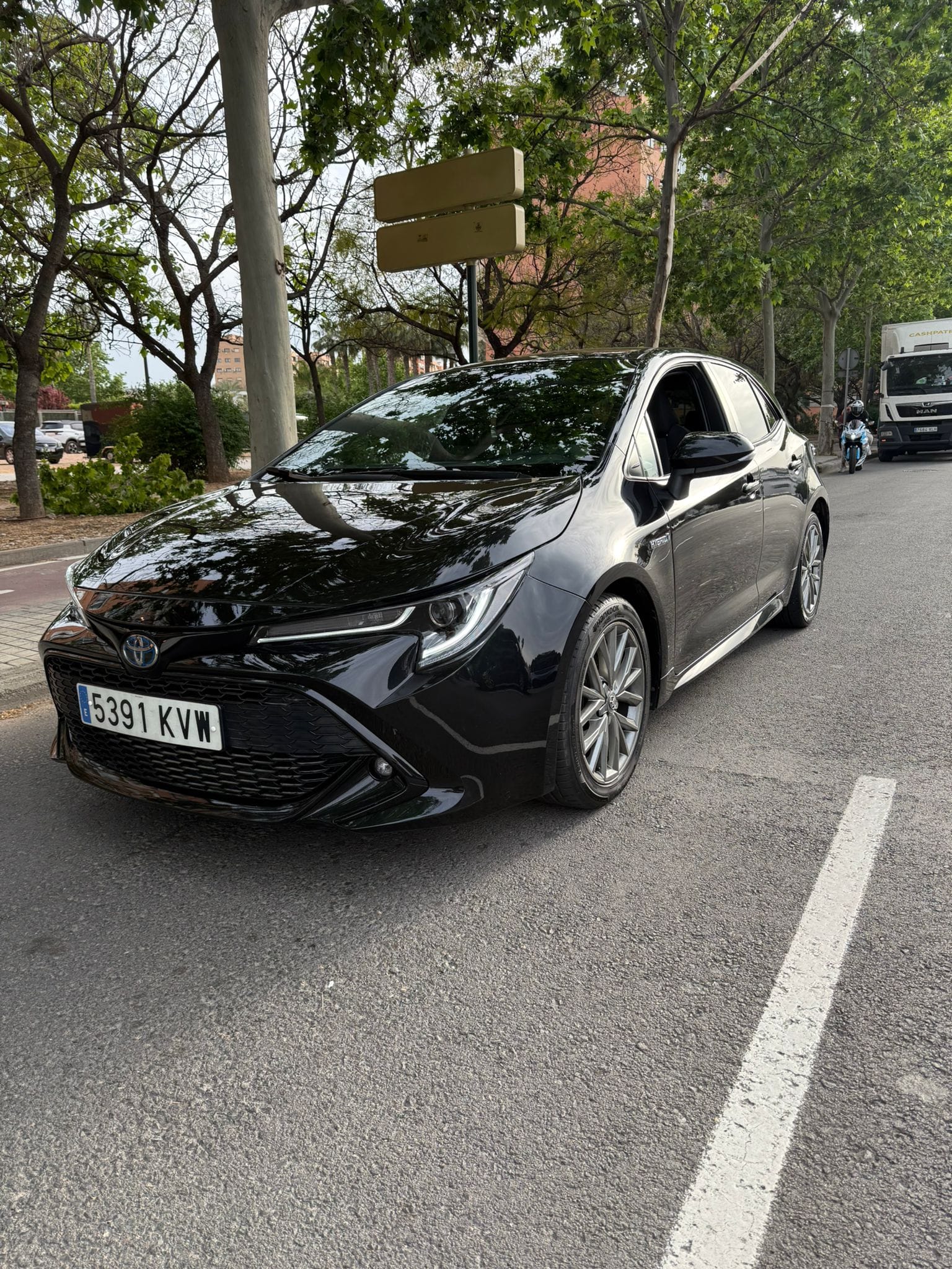 Toyota Corolla Híbrido, 2019, Gasolina 95 / Eléctrico (híbrido), Automático