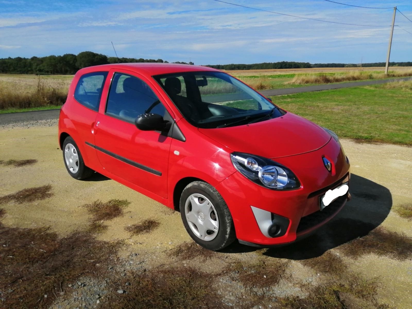 Renault Twingo gare RER A et E Val de Fontenay, 2011, Essence 98