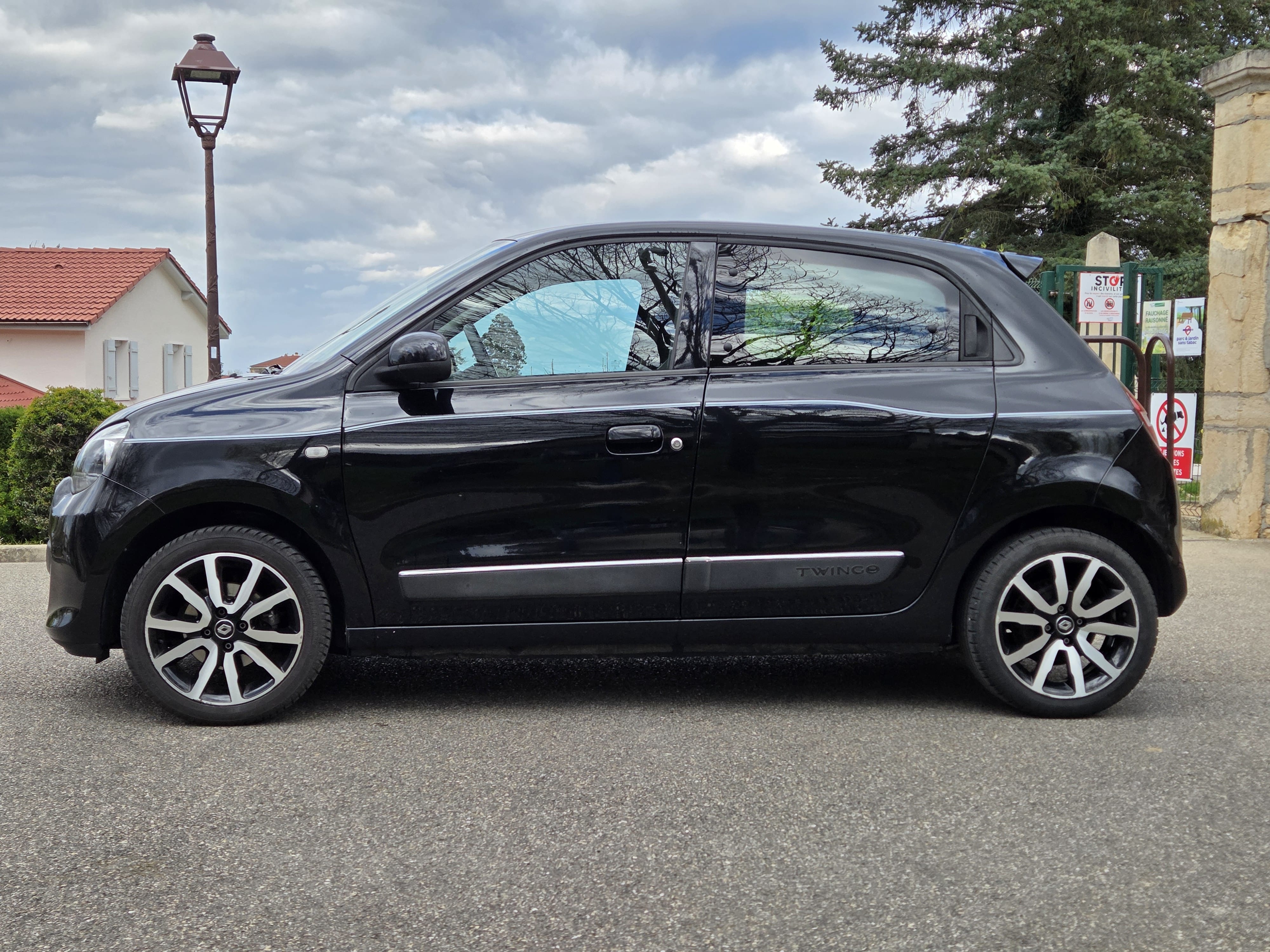 Renault Twingo III avec Climatisation