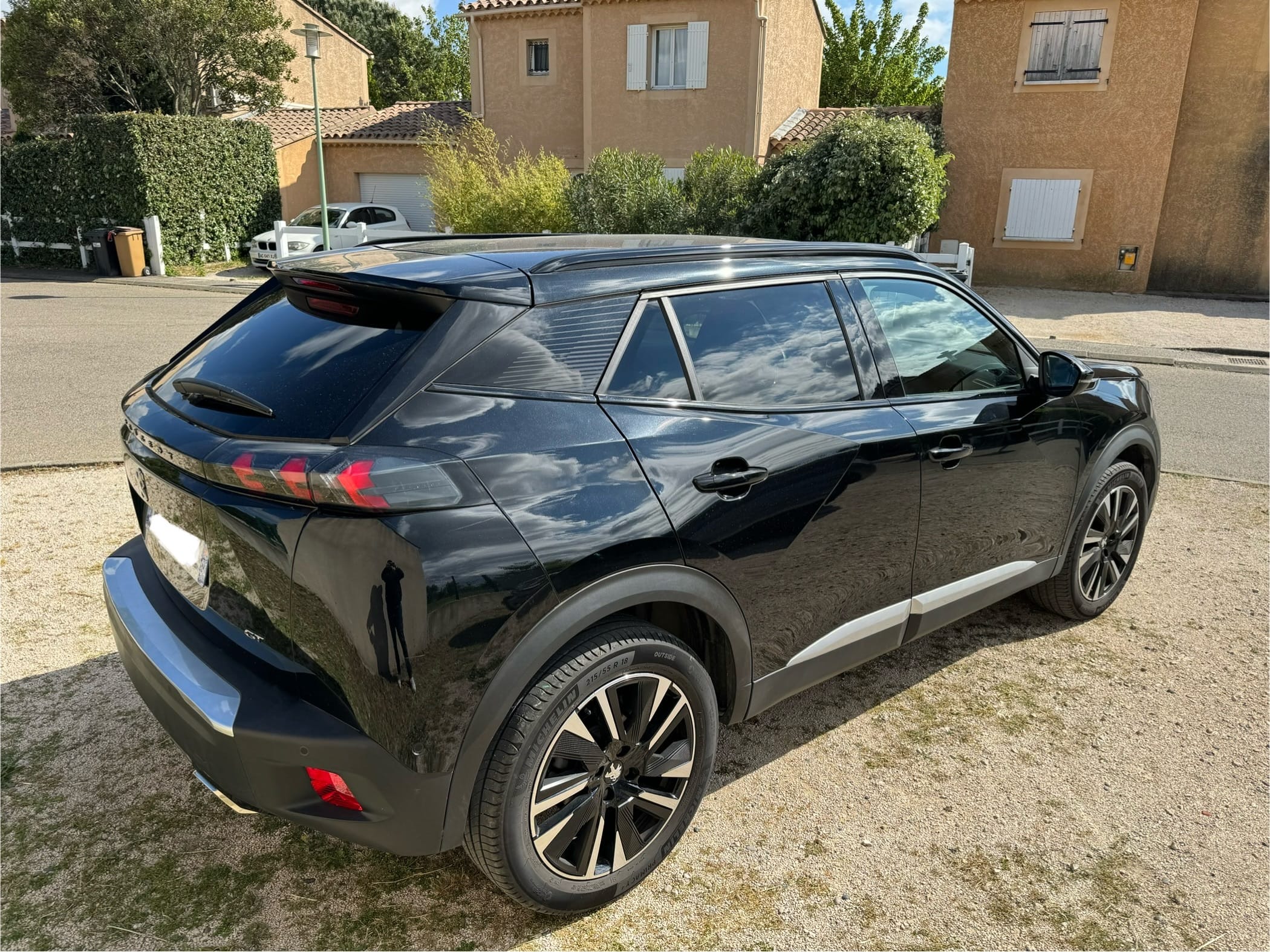 Peugeot 2008 avec GPS