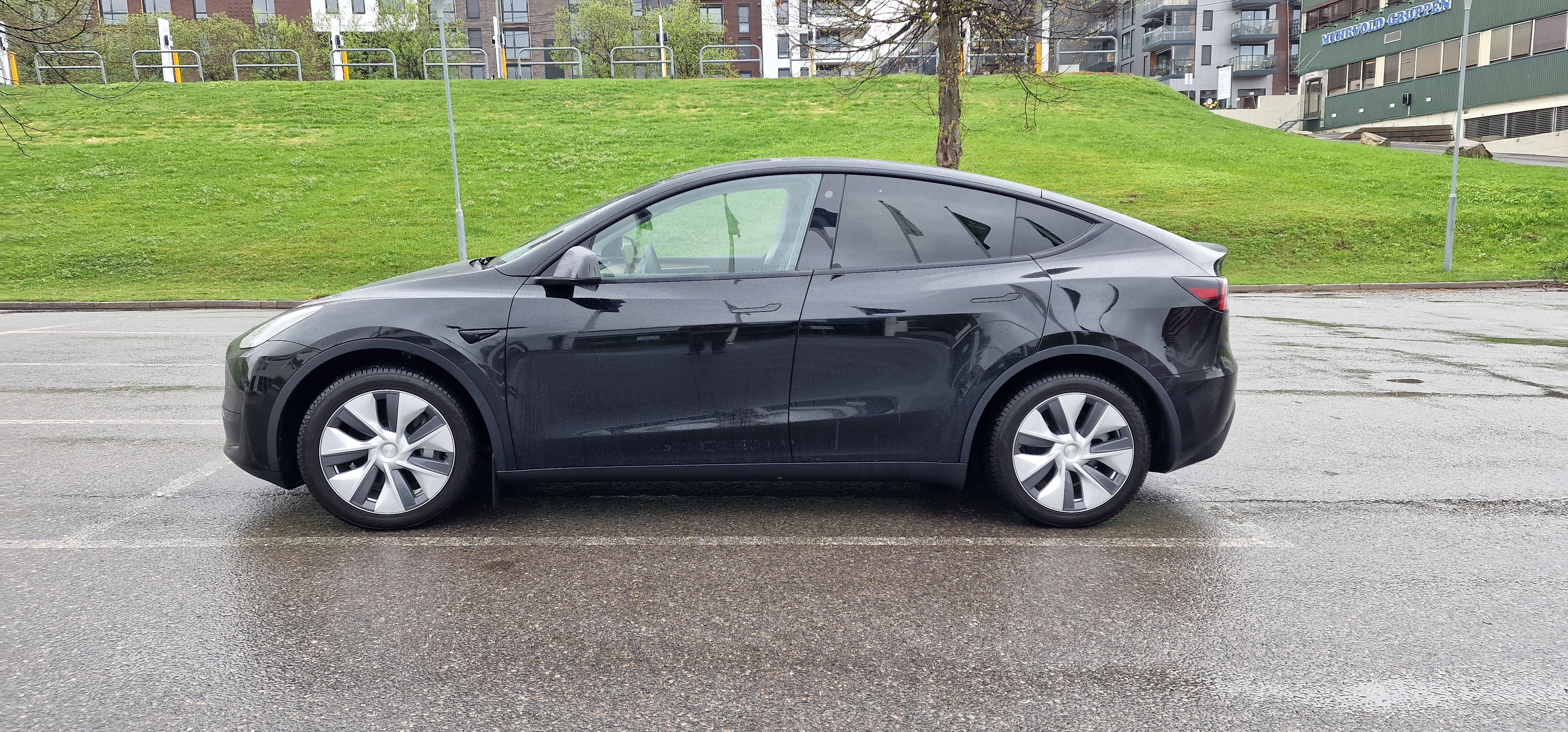 Tesla Model Y with Air conditioning
