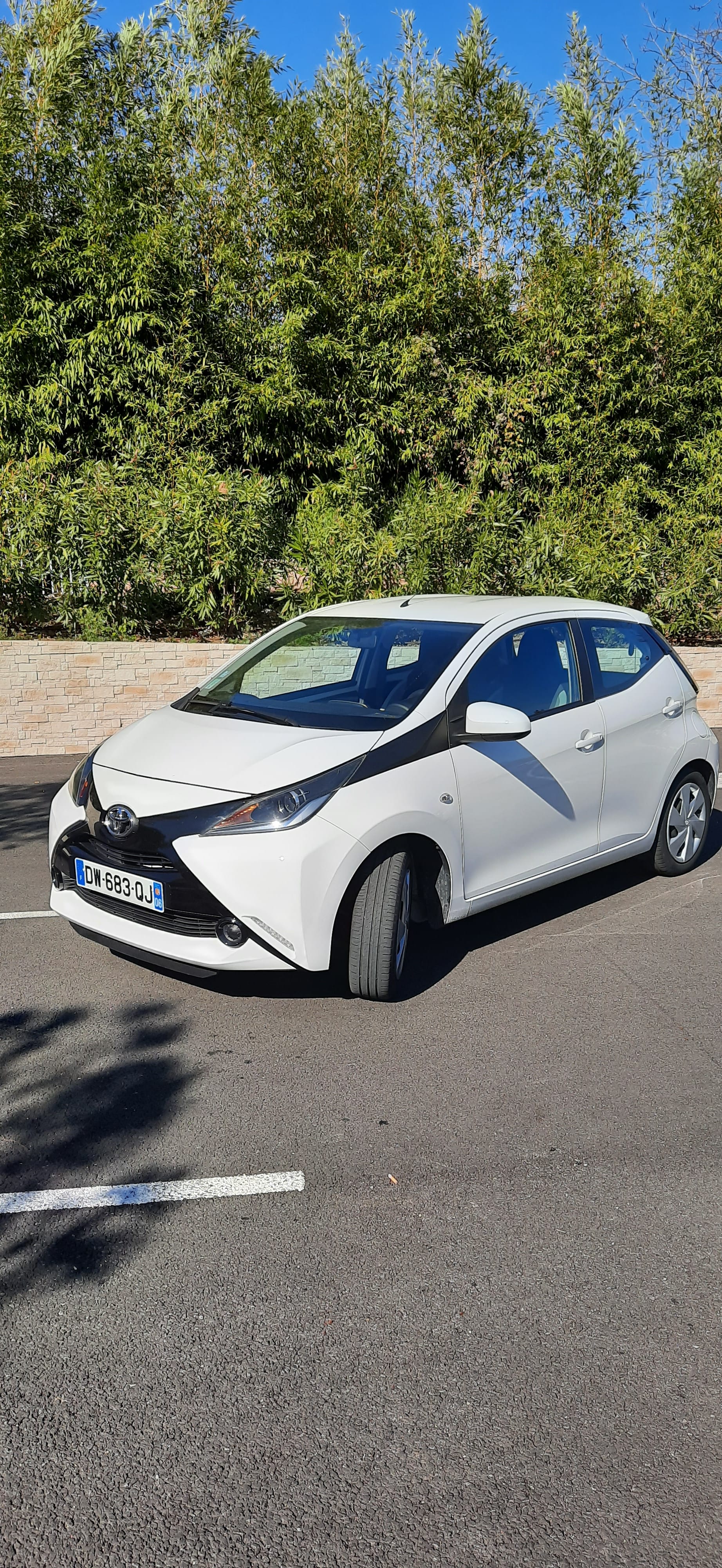 Toyota Aygo II ESSENCE, 2015, Essence 98