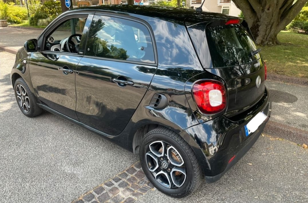 Smart Forfour avec GPS