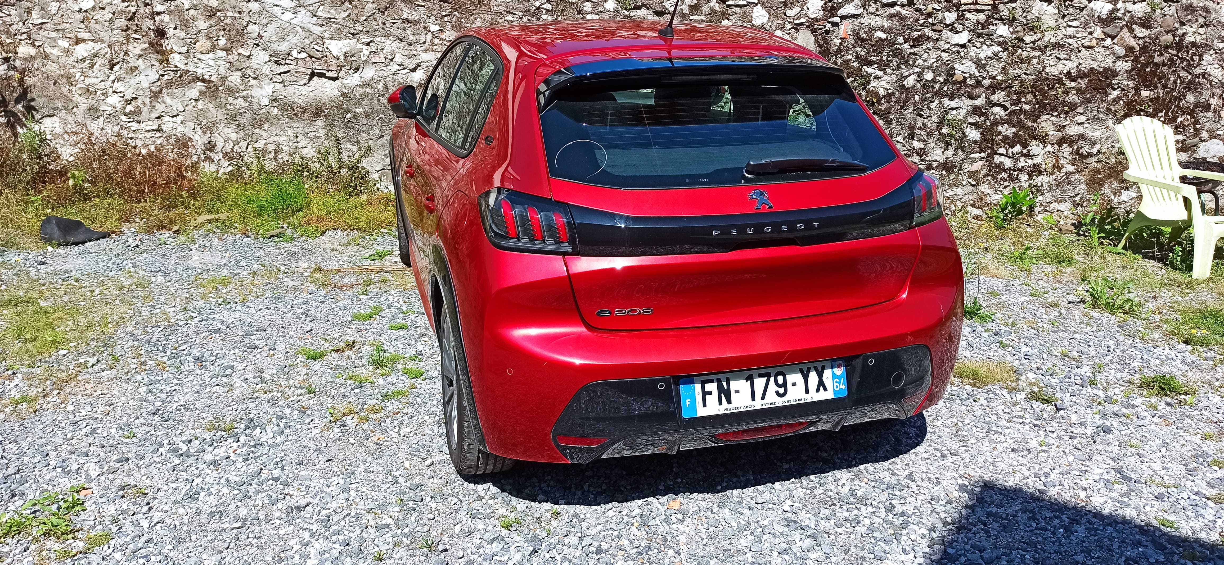 Peugeot 208 avec Climatisation