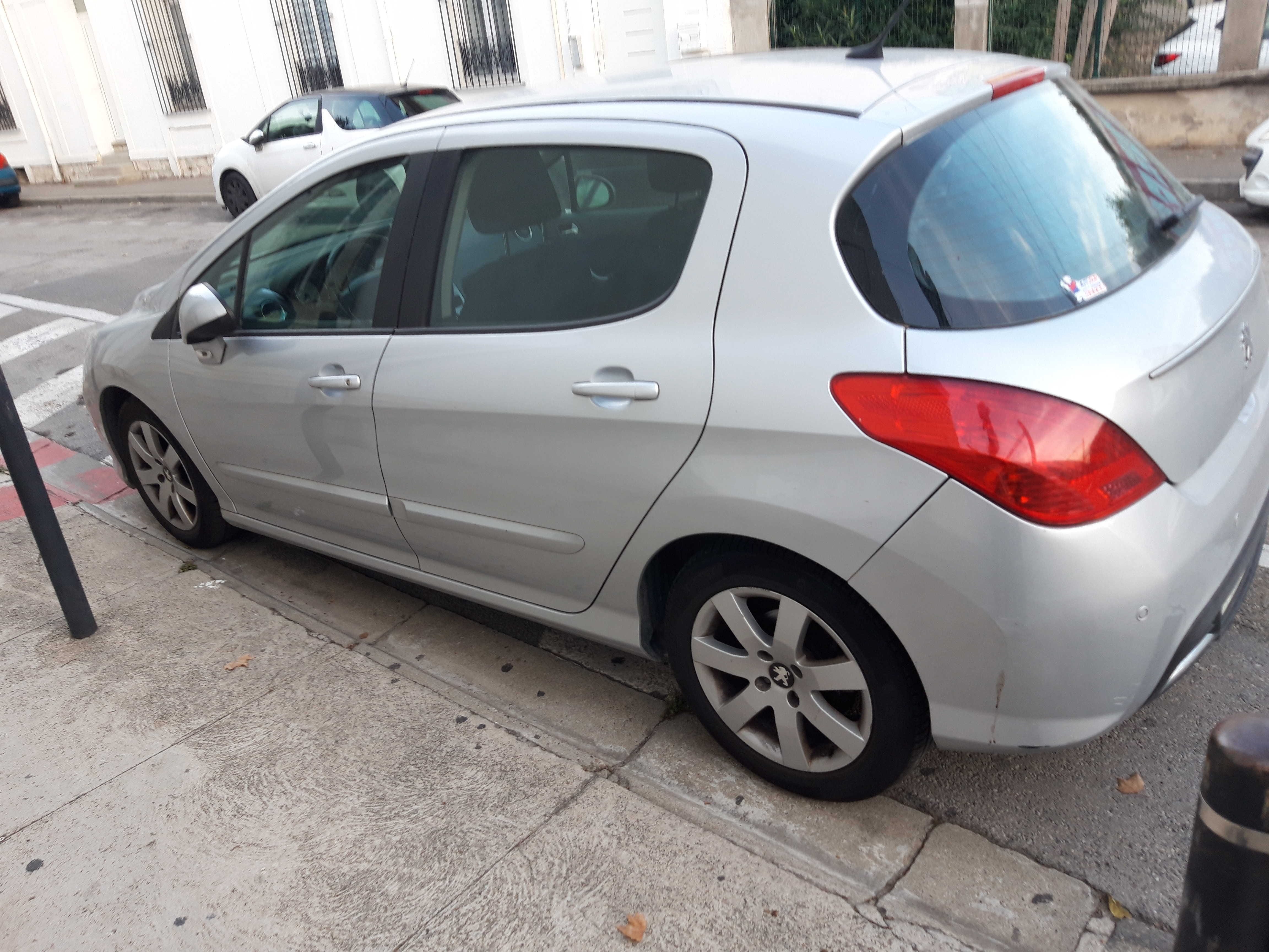Peugeot 308 avec Régulateur de vitesse