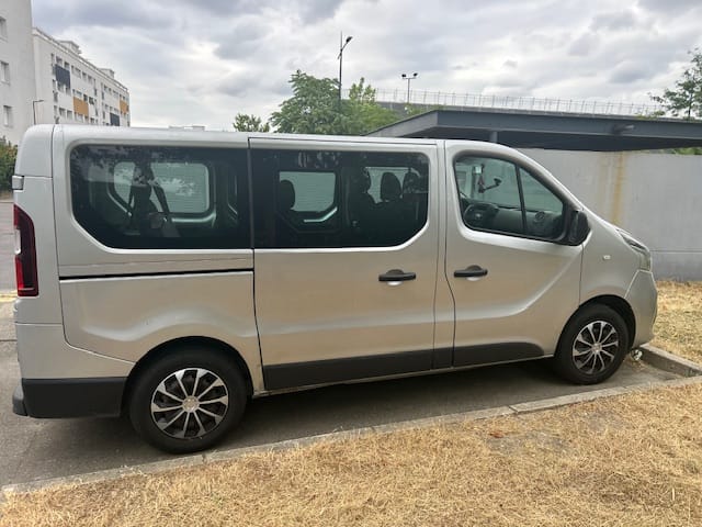 Renault Trafic Passenger, 2015, Diesel, 9 zitplaatsen en meer