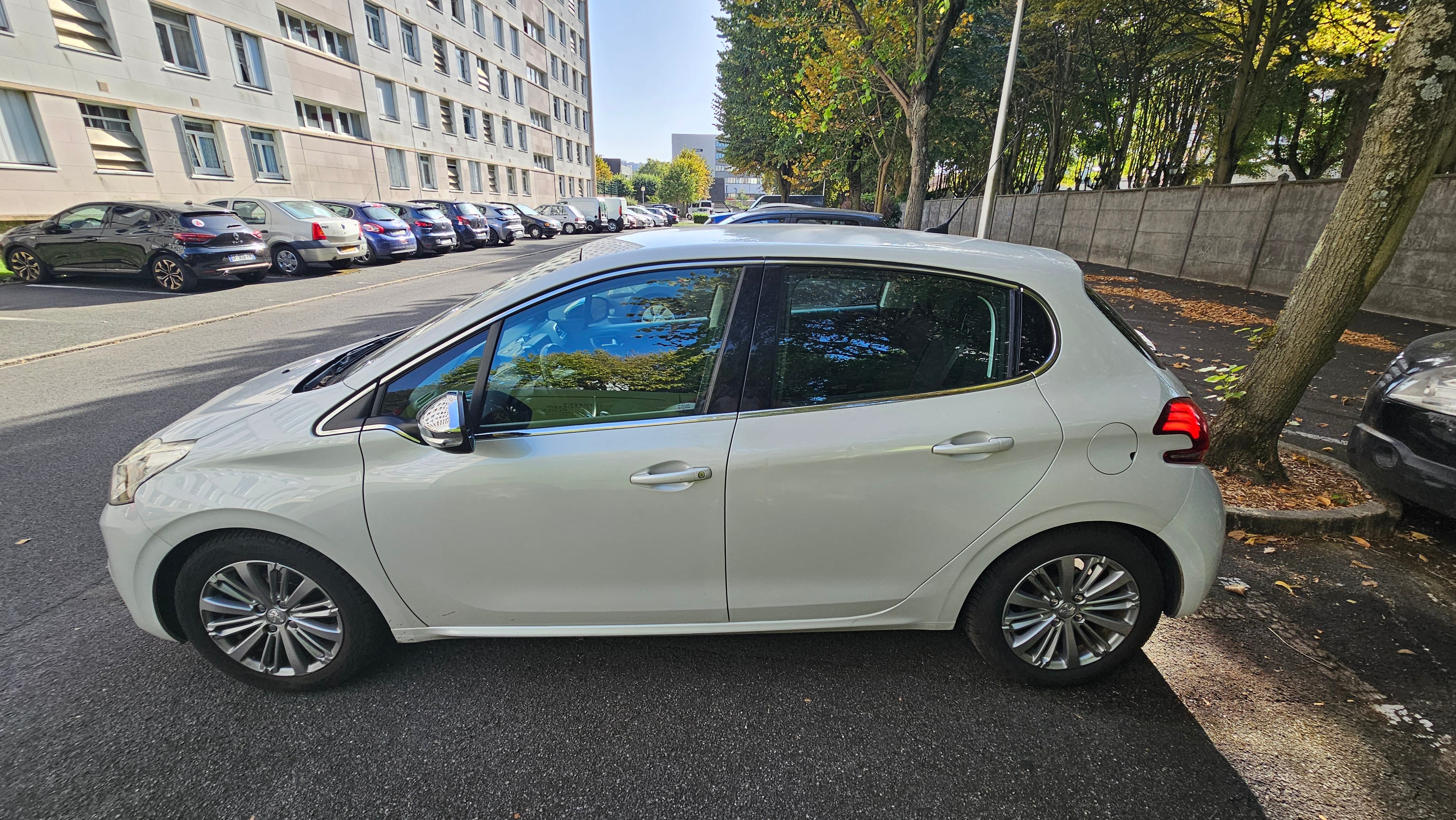 Peugeot 208 avec Régulateur de vitesse