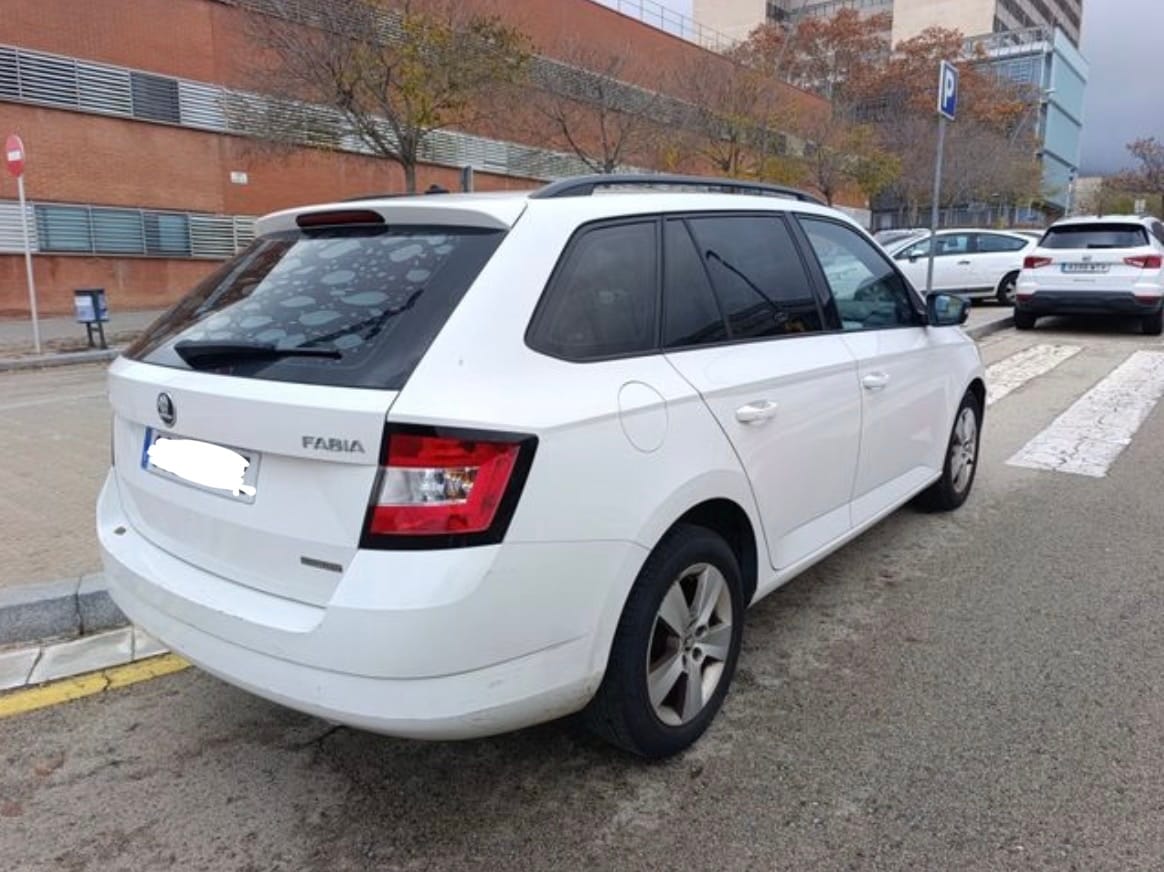 Skoda Fabia Combi 1,2 TSI FAMILIAR mit Klimaanlage