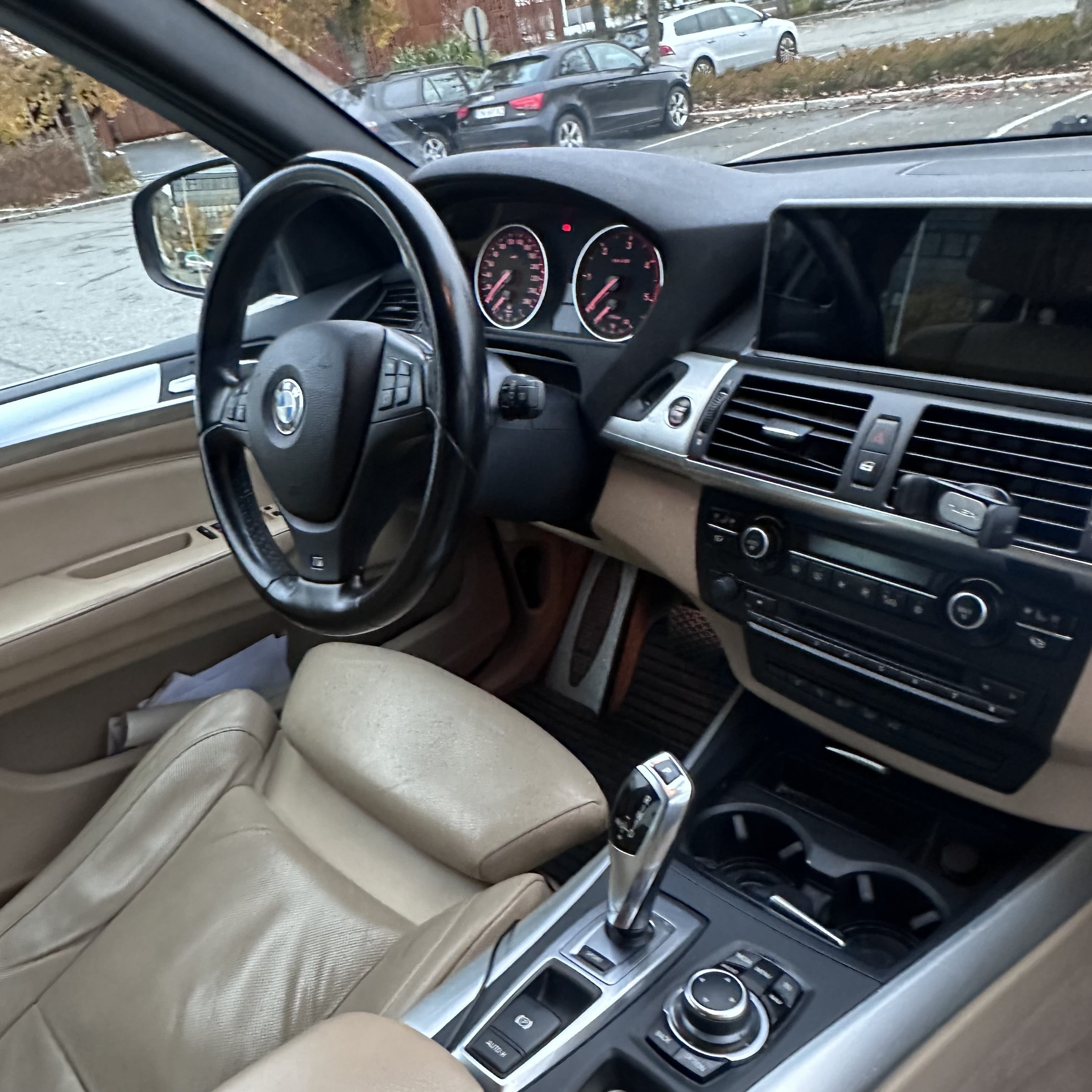 BMW X5 3L med Babysete