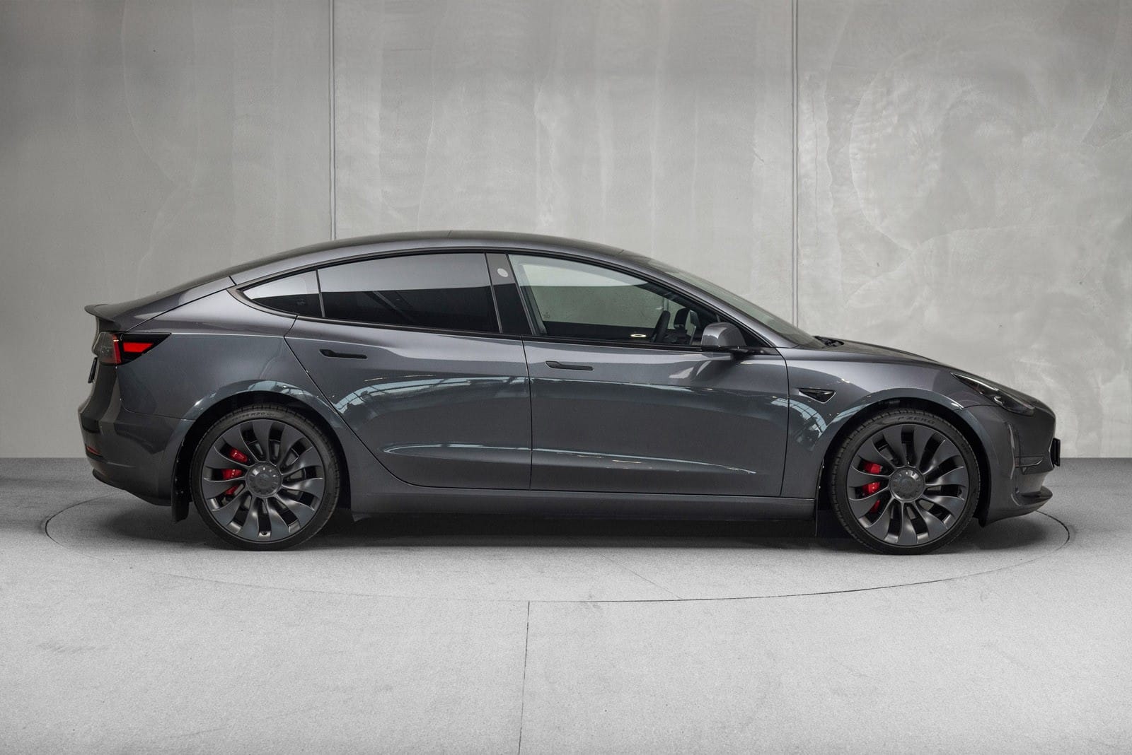 Tesla Model 3 Performance med Aircondition
