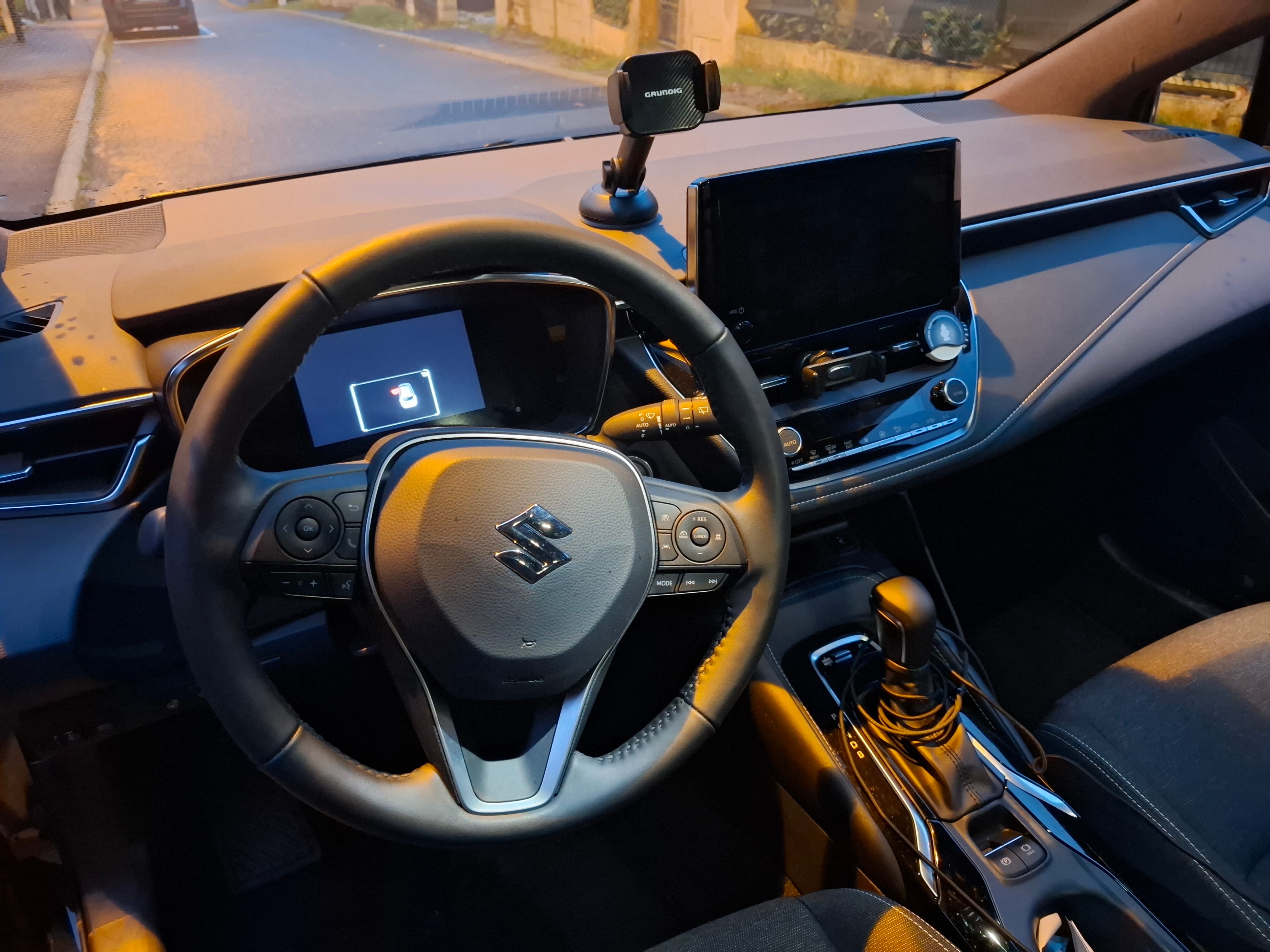 Suzuki Swace avec Dashcam
