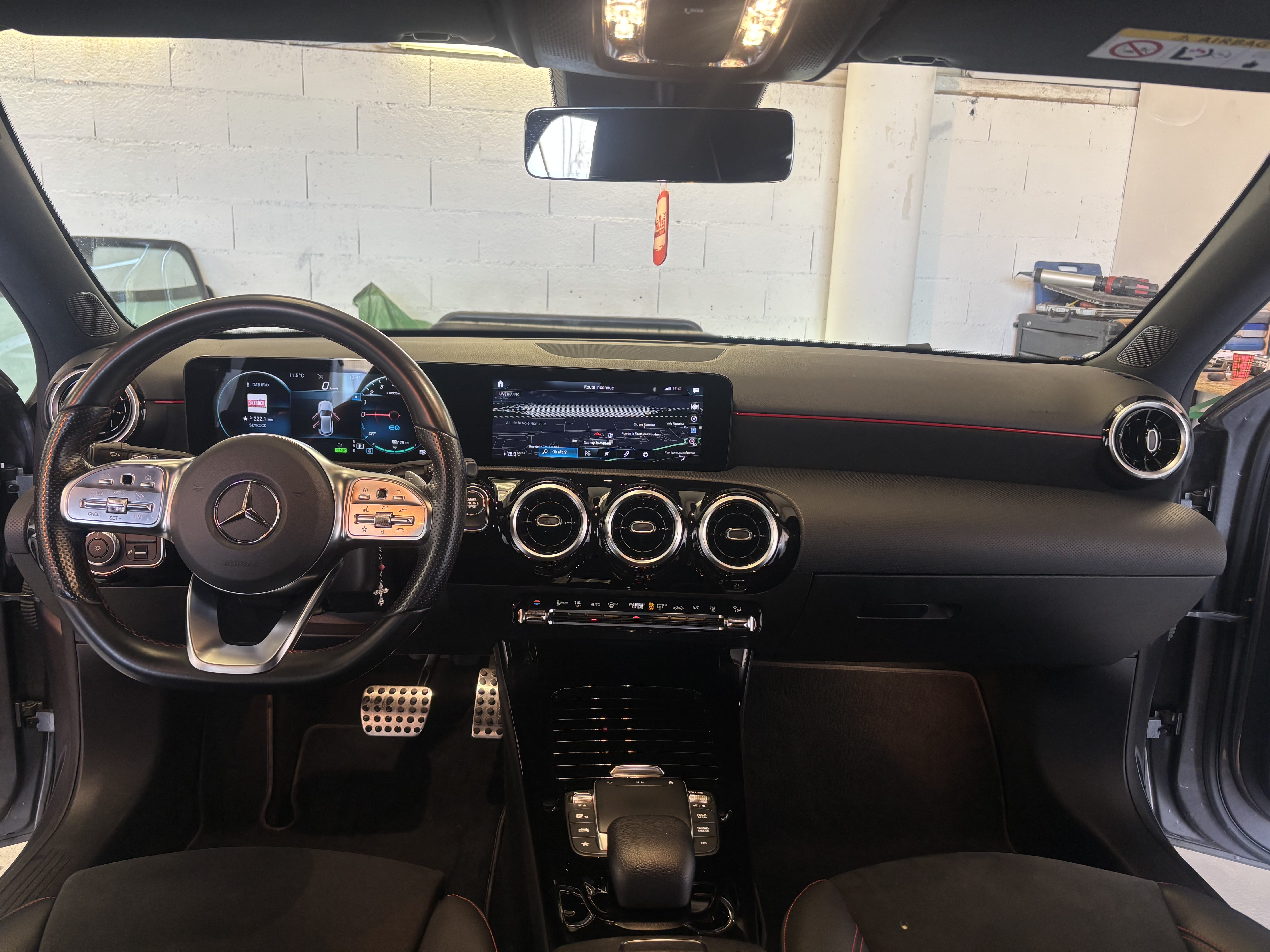 Mercedes-Benz Classe A 250 e avec Régulateur de vitesse