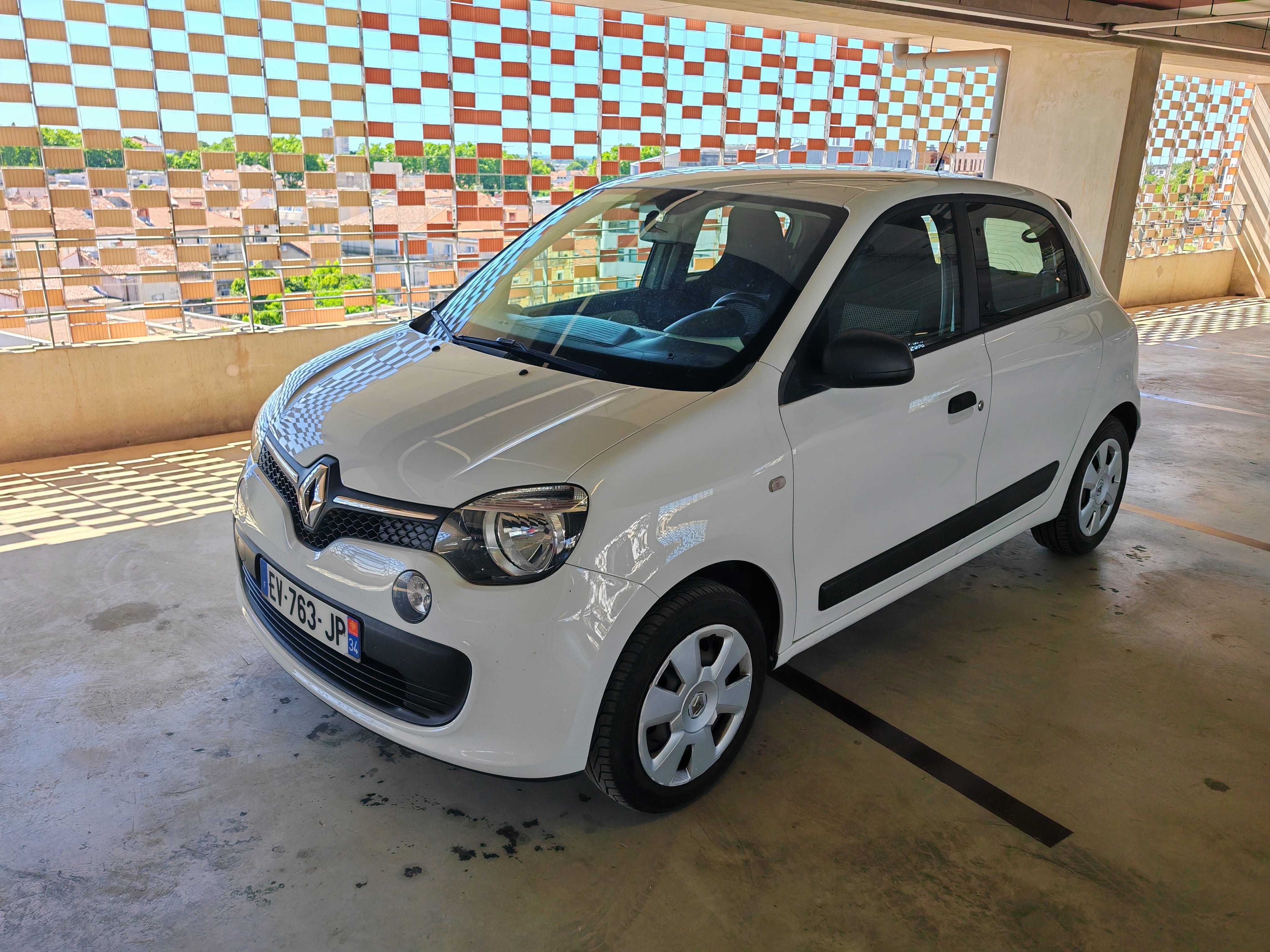 Renault Twingo III avec Climatisation
