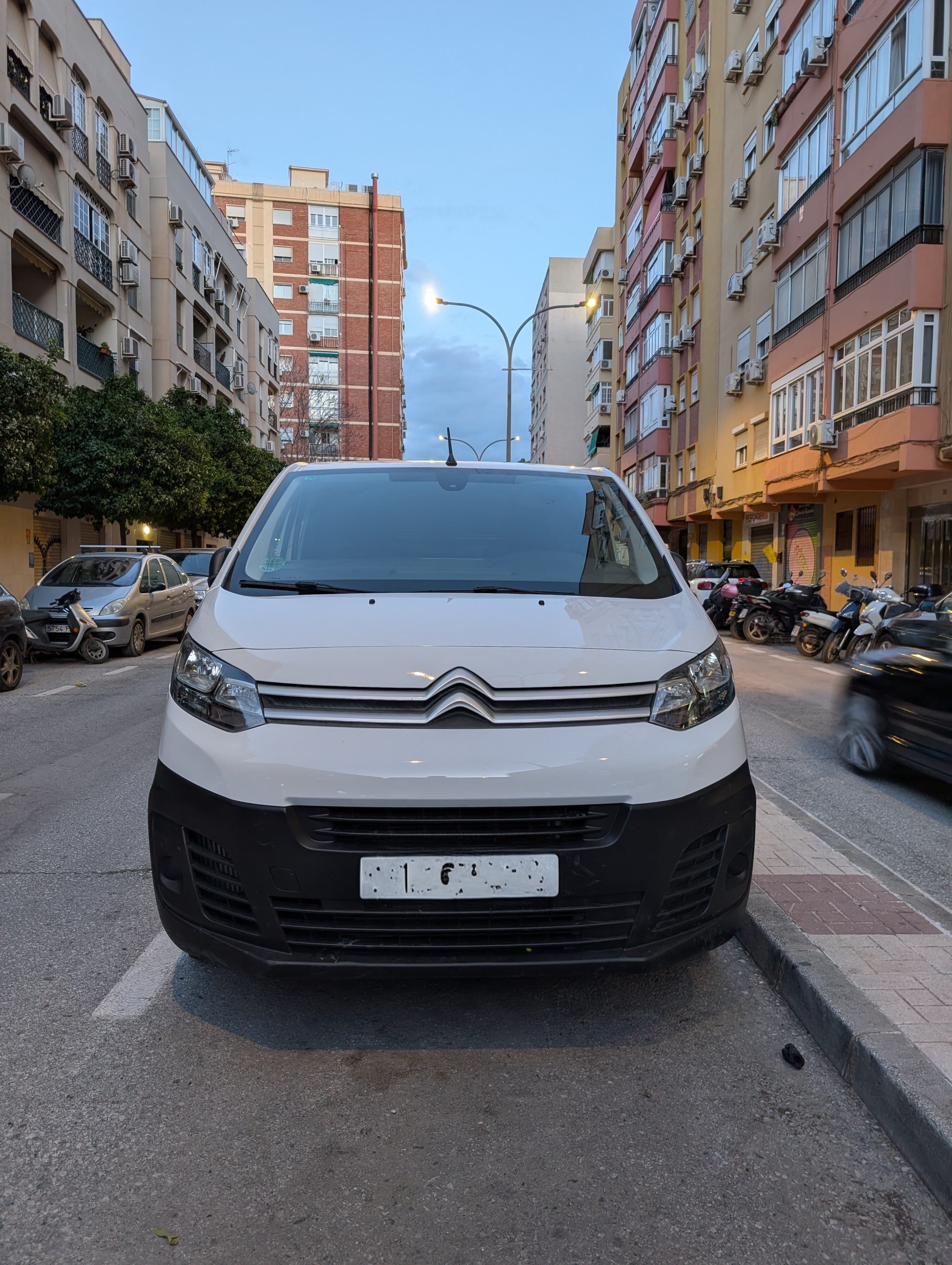 Citroen Jumpy avec Autoradio