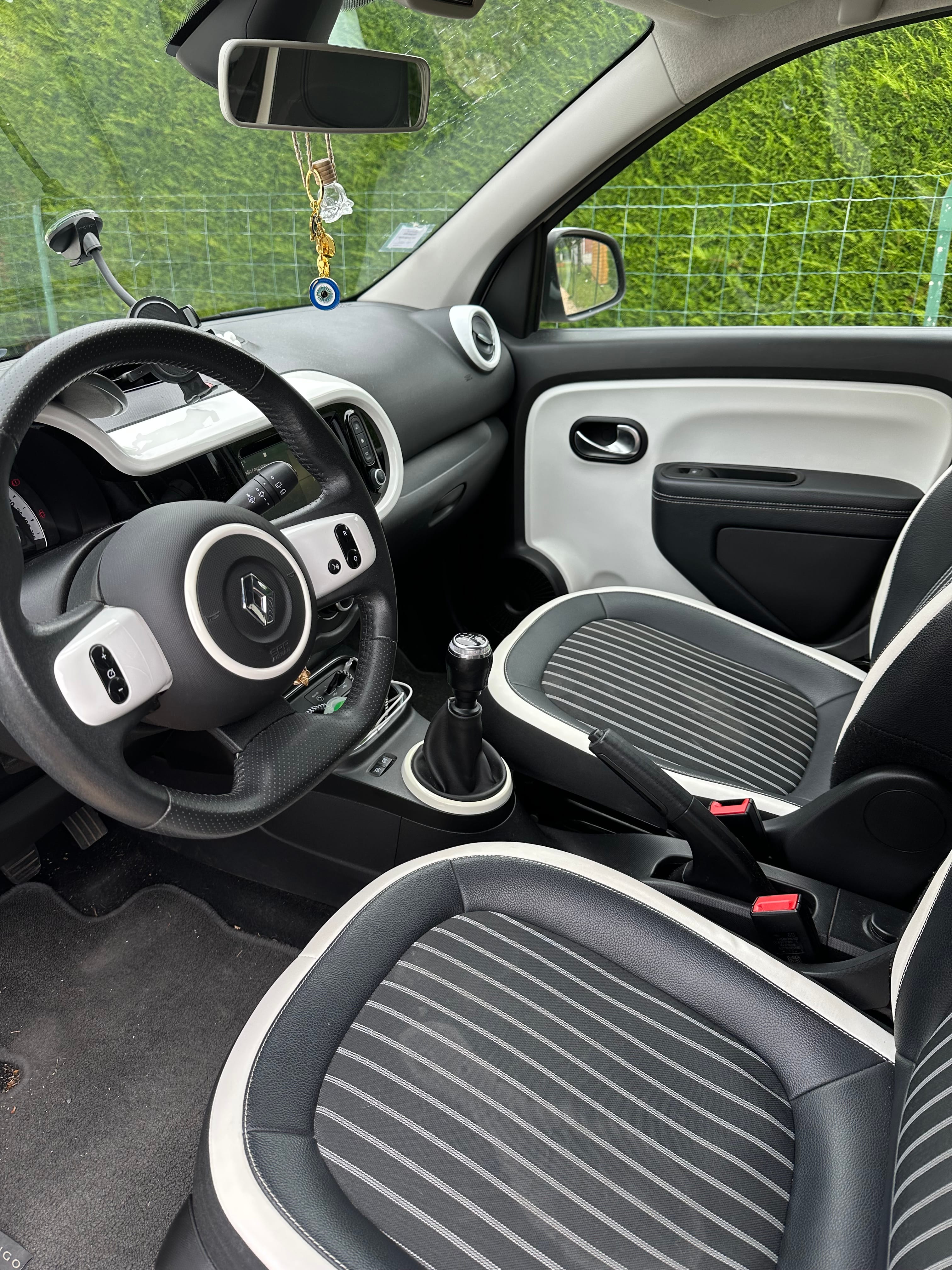 Renault Twingo III avec Régulateur de vitesse