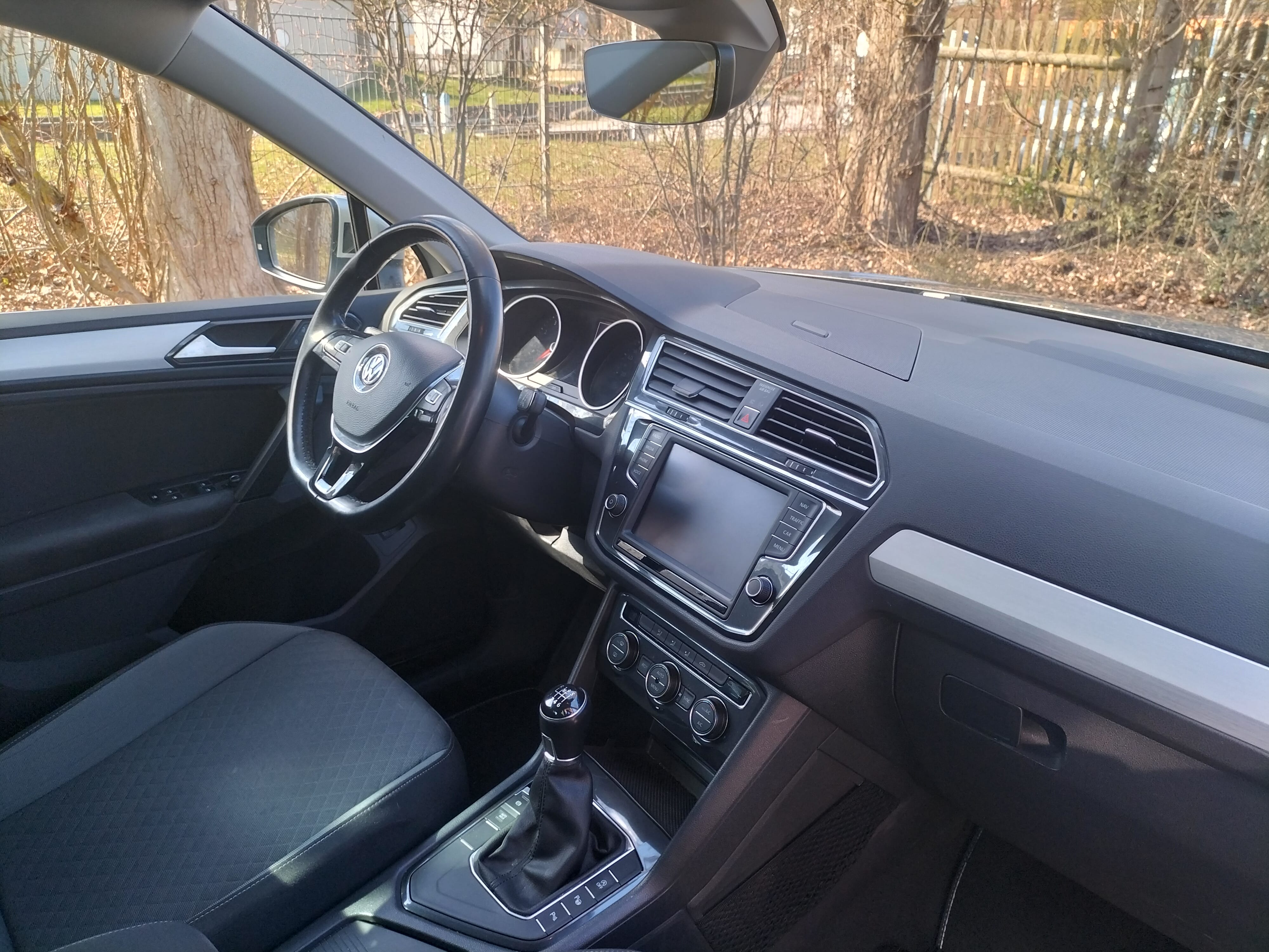 Volkswagen Tiguan mit Navigationsgerät