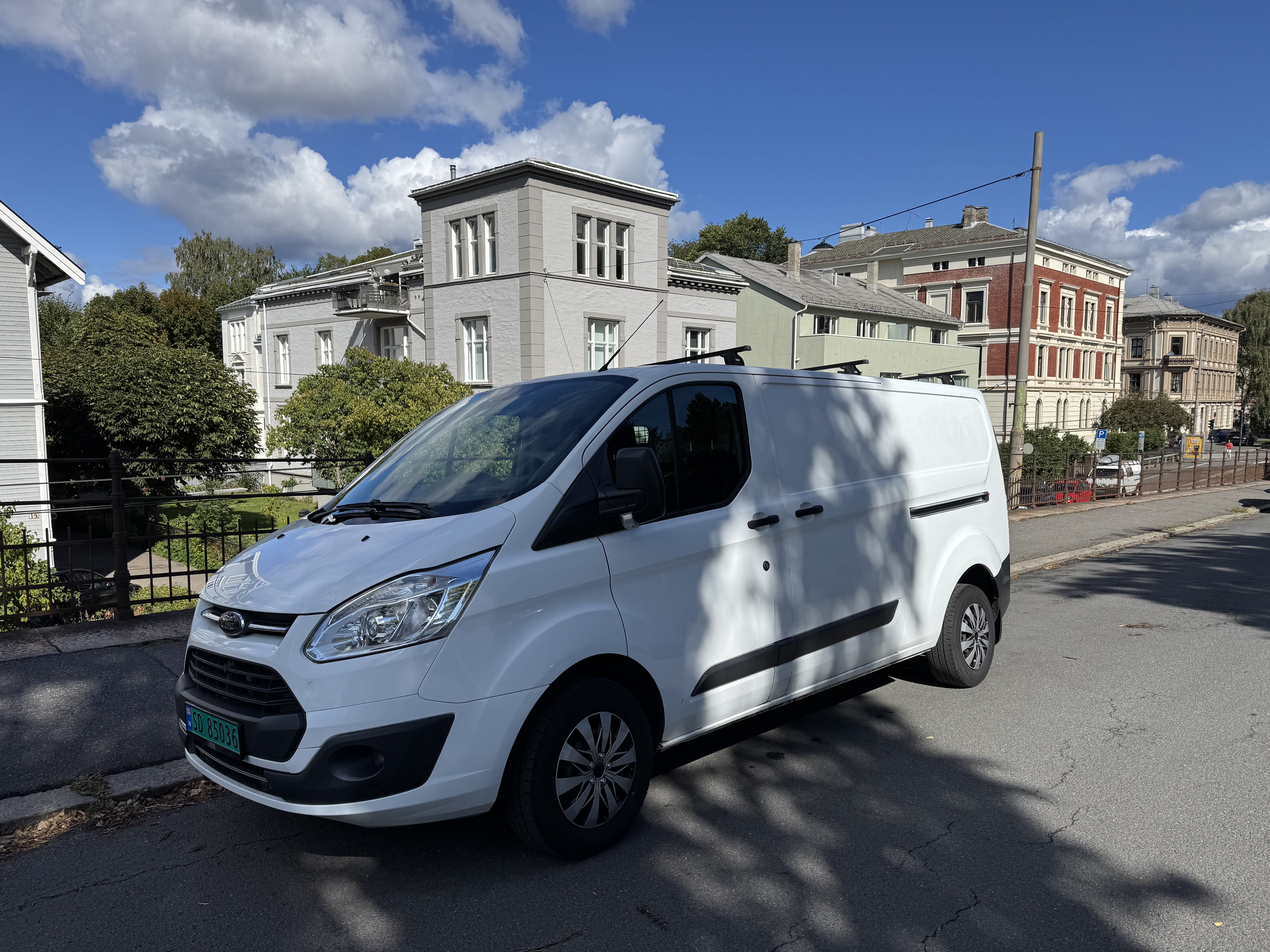 Ford Transit Custom Varebil med GPS