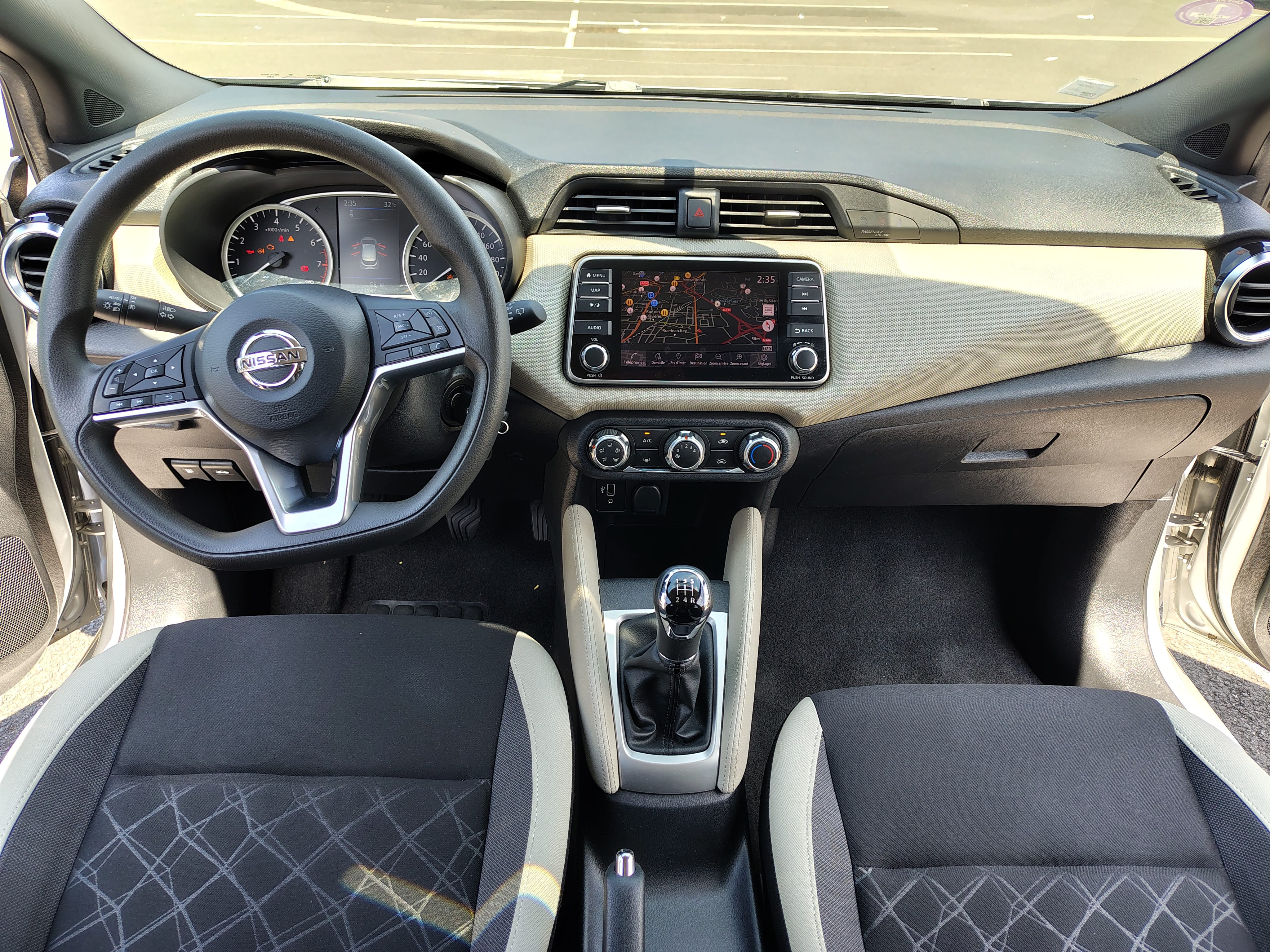 Nissan Micra avec Caméra de recul