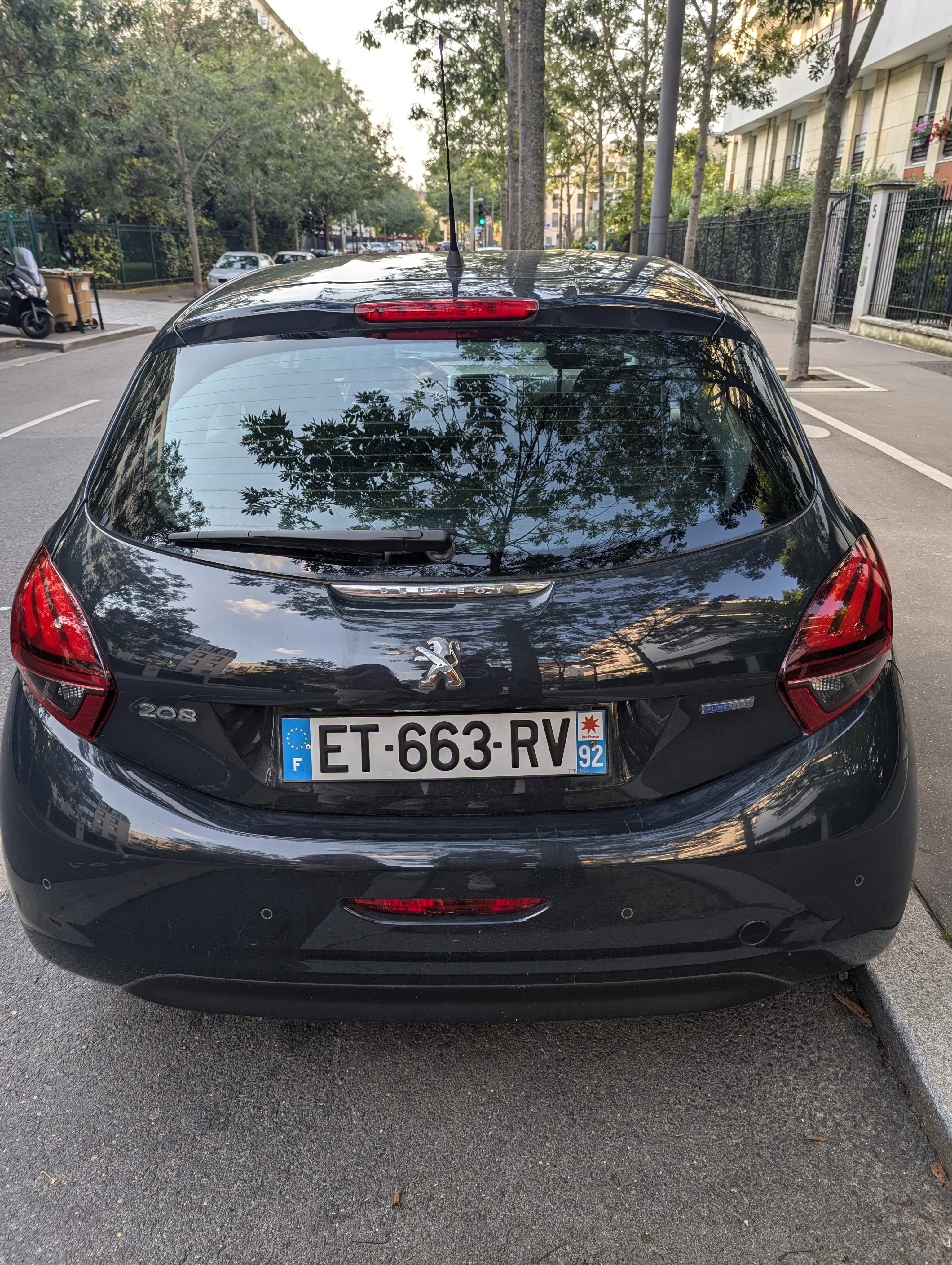 Peugeot 208 Allure 1.2 puretech 110 s&s eat6