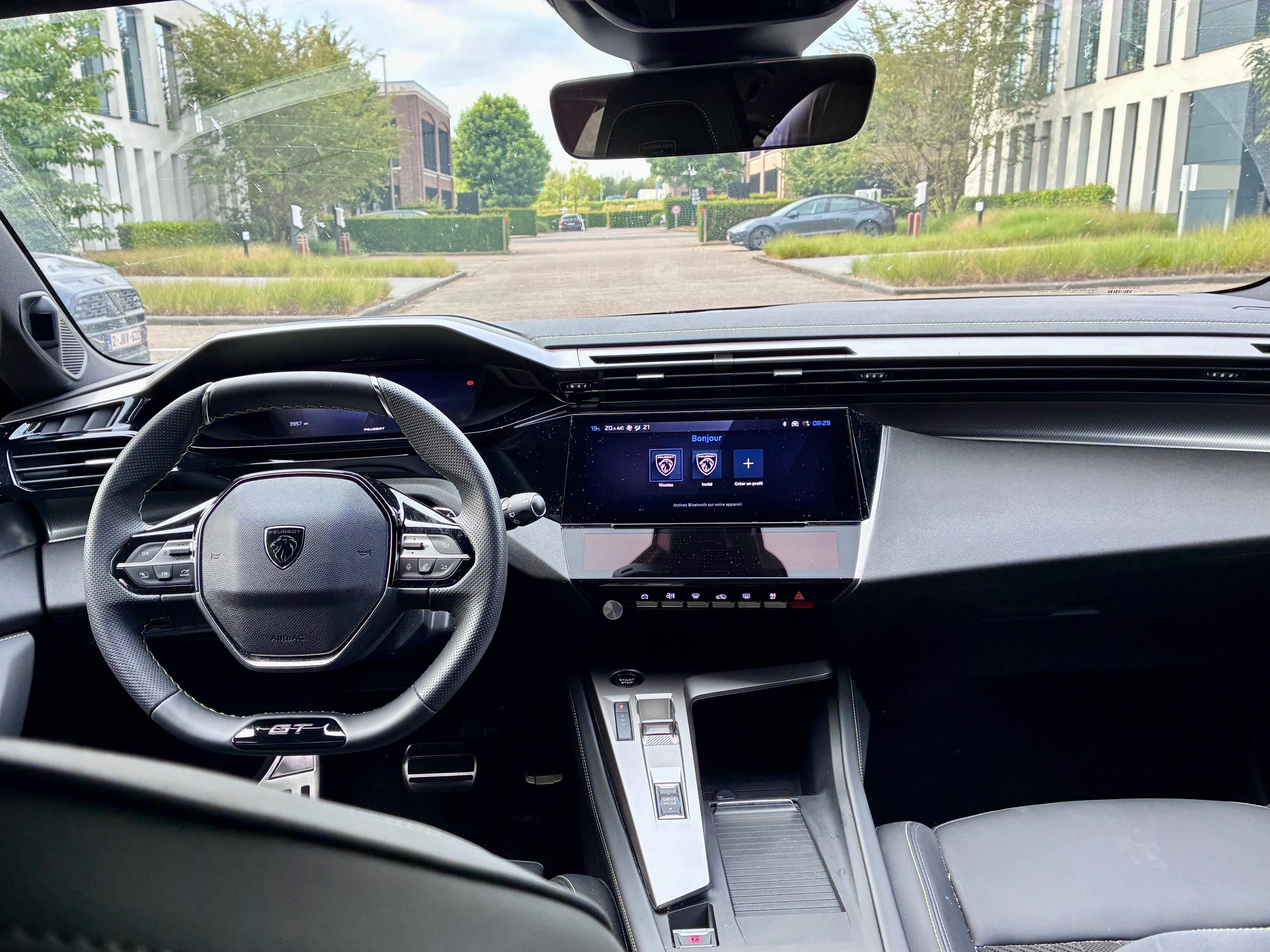 Peugeot 308 SW avec GPS