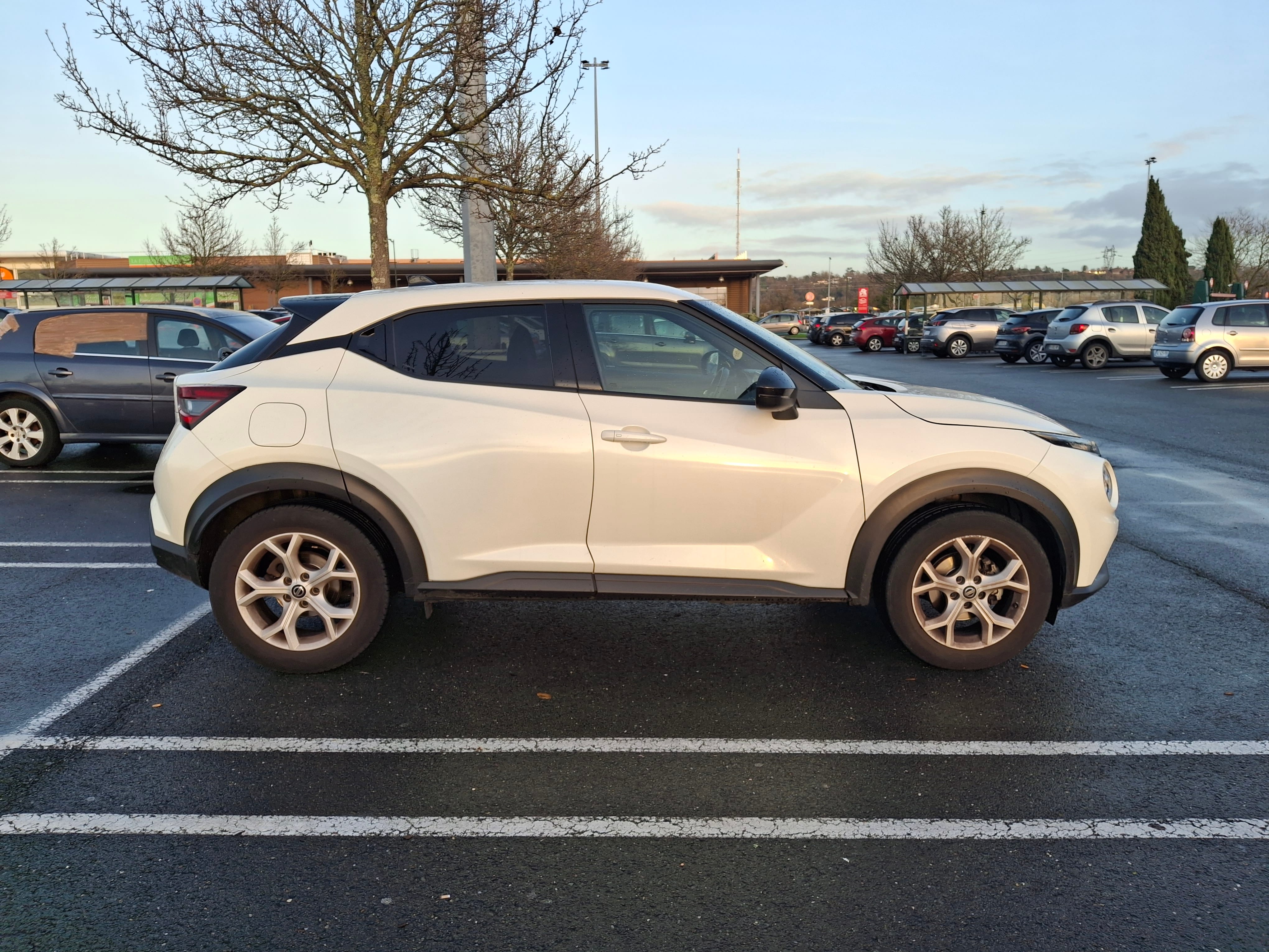 Nissan Juke N-Connecta avec Climatisation