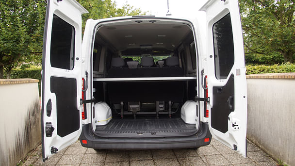 Renault Master Combi 2,3 dCi avec Entrée audio / iPod
