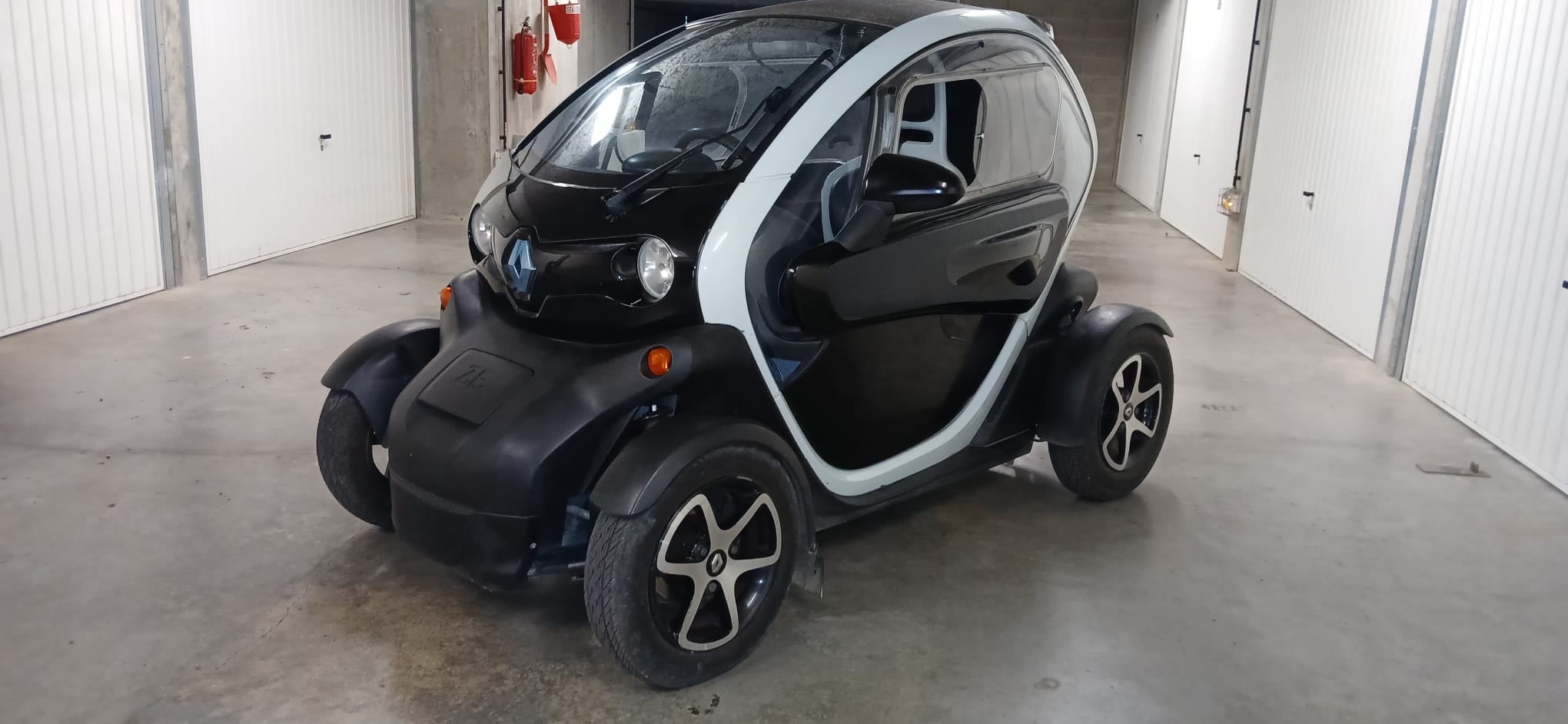 Renault Twizy 80, Automie 40km, 2012, Électrique