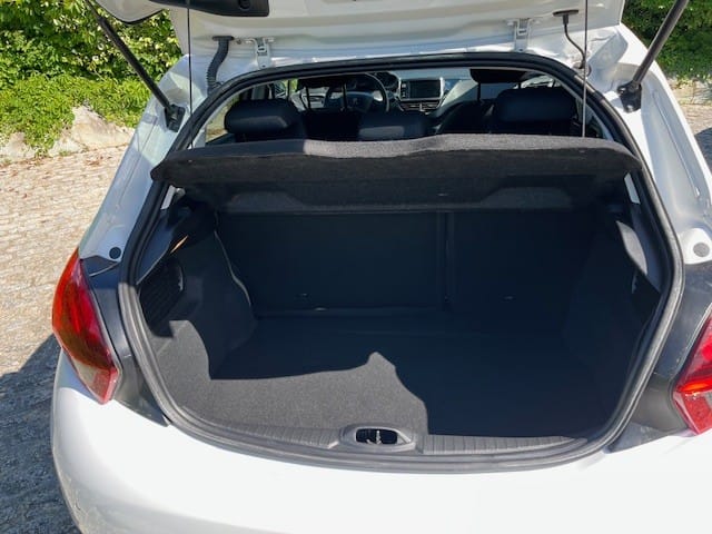 Peugeot 208 avec Régulateur de vitesse