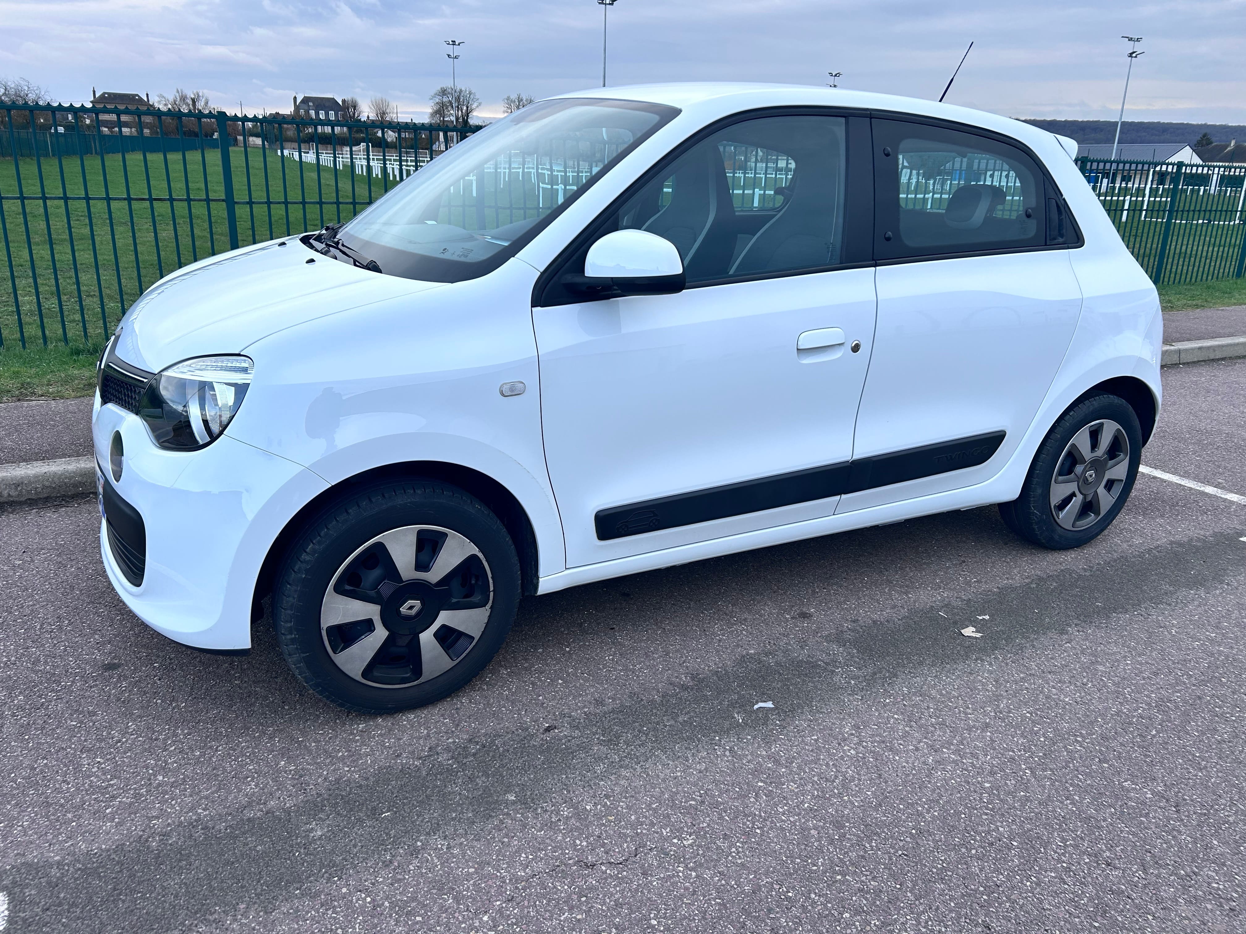Renault Twingo III avec Climatisation