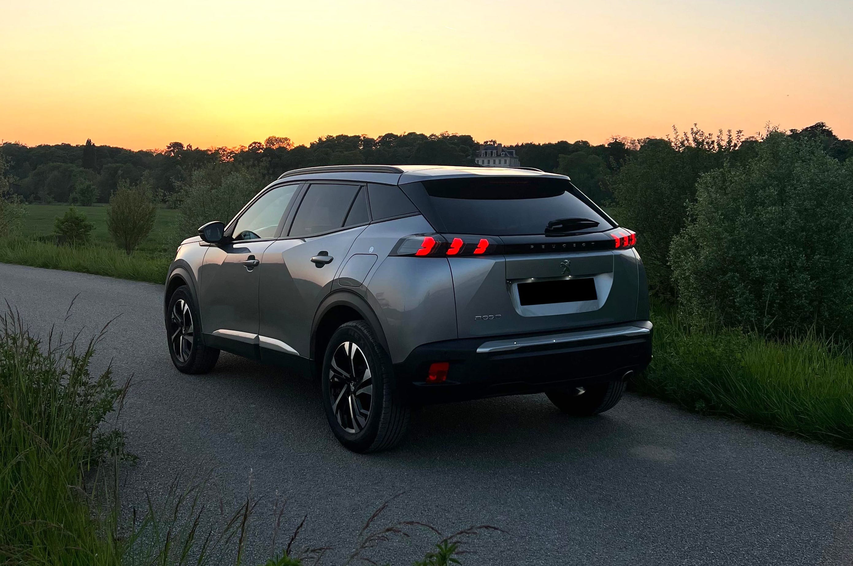 Peugeot 2008 avec GPS