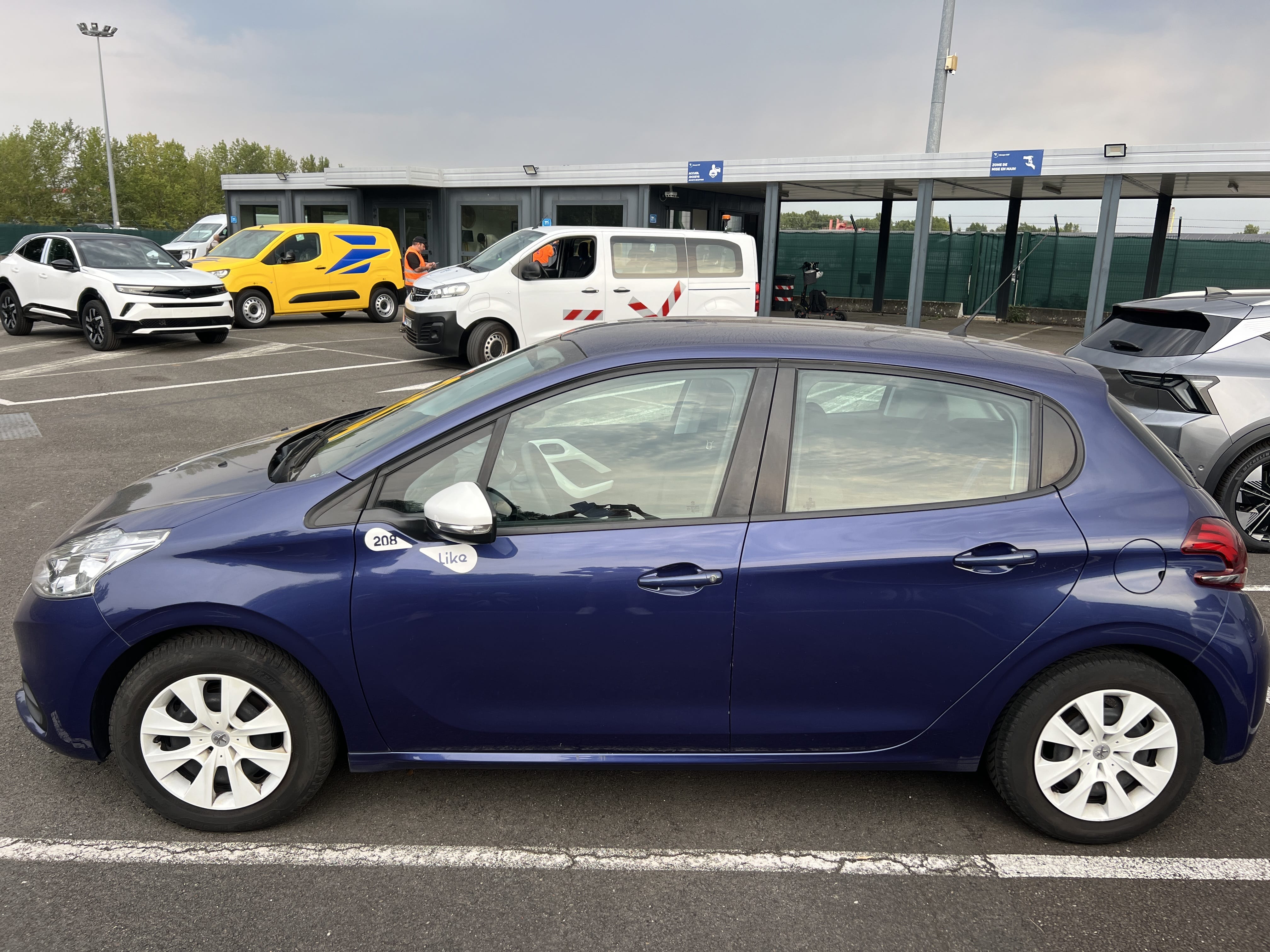 Peugeot 208 avec Climatisation