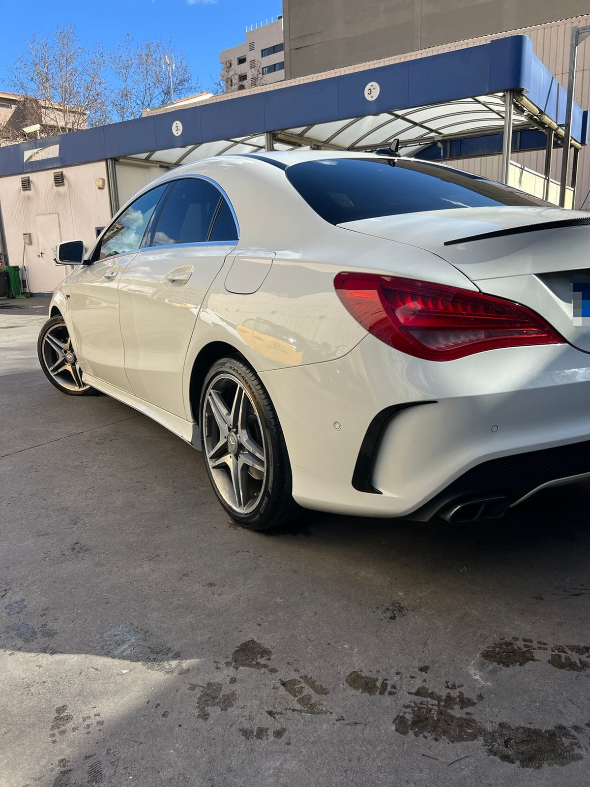 Mercedes-Benz Clase CLA 200d mit Tempomat