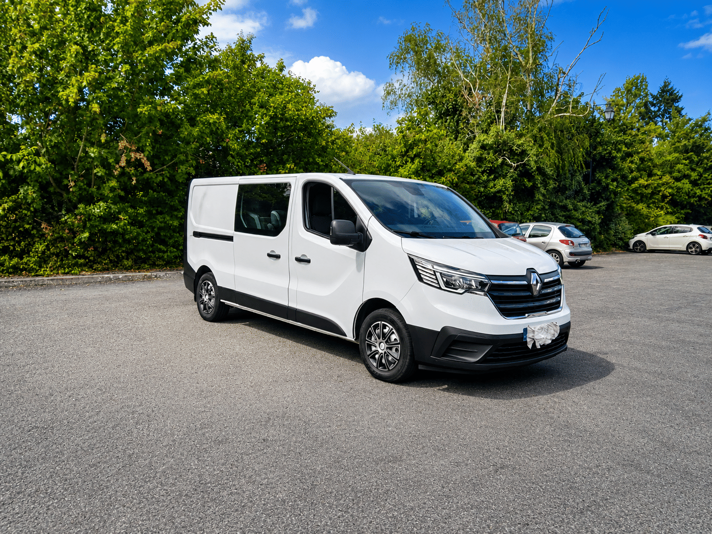 Renault Trafic 2l, 2023, Diesel, 6 places
