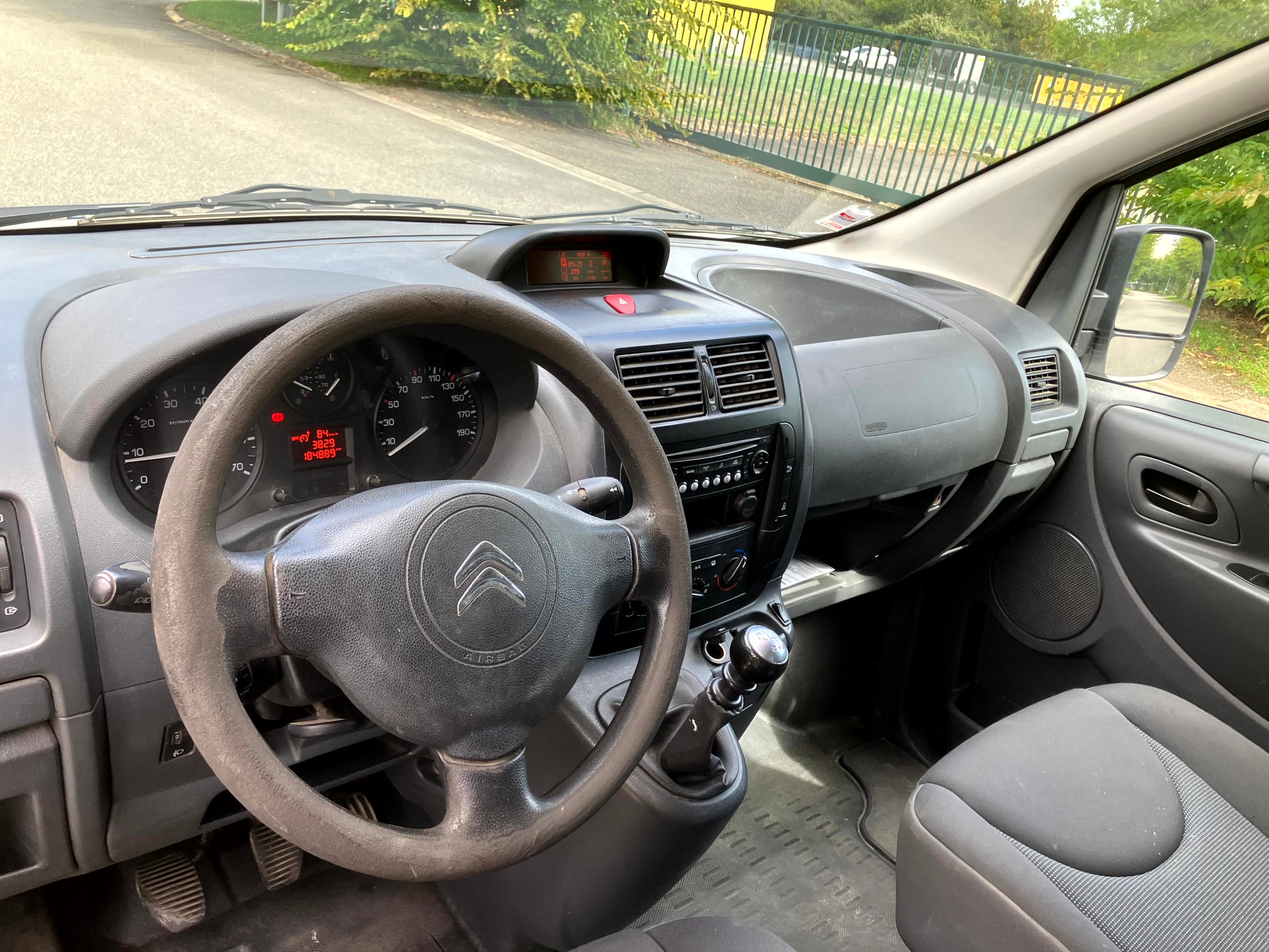 Citroen Jumpy Version rallongée L2H1 avec Audio Bluetooth