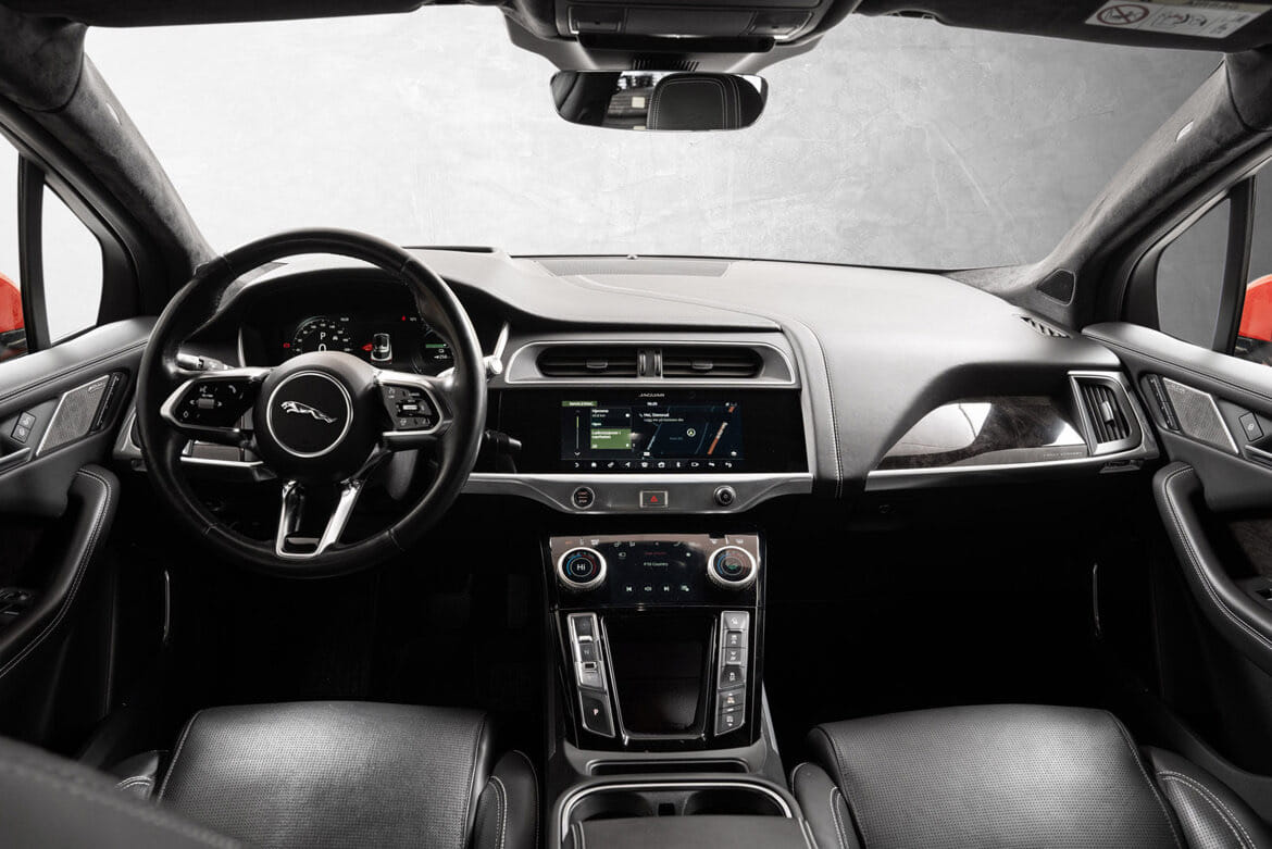 Jaguar I-pace med GPS