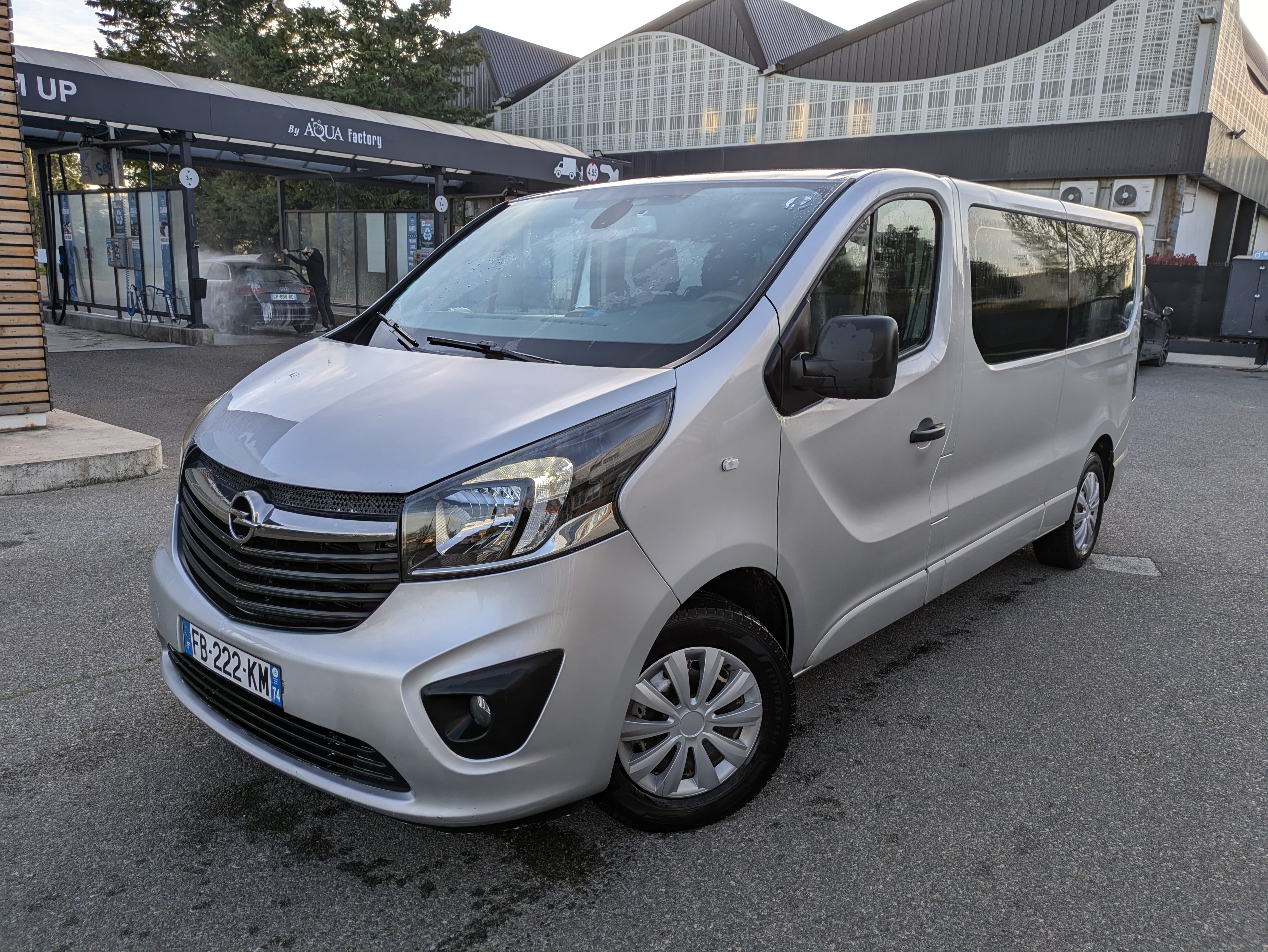 Opel Vivaro Combi, 2017, Diesel, 9 places et plus