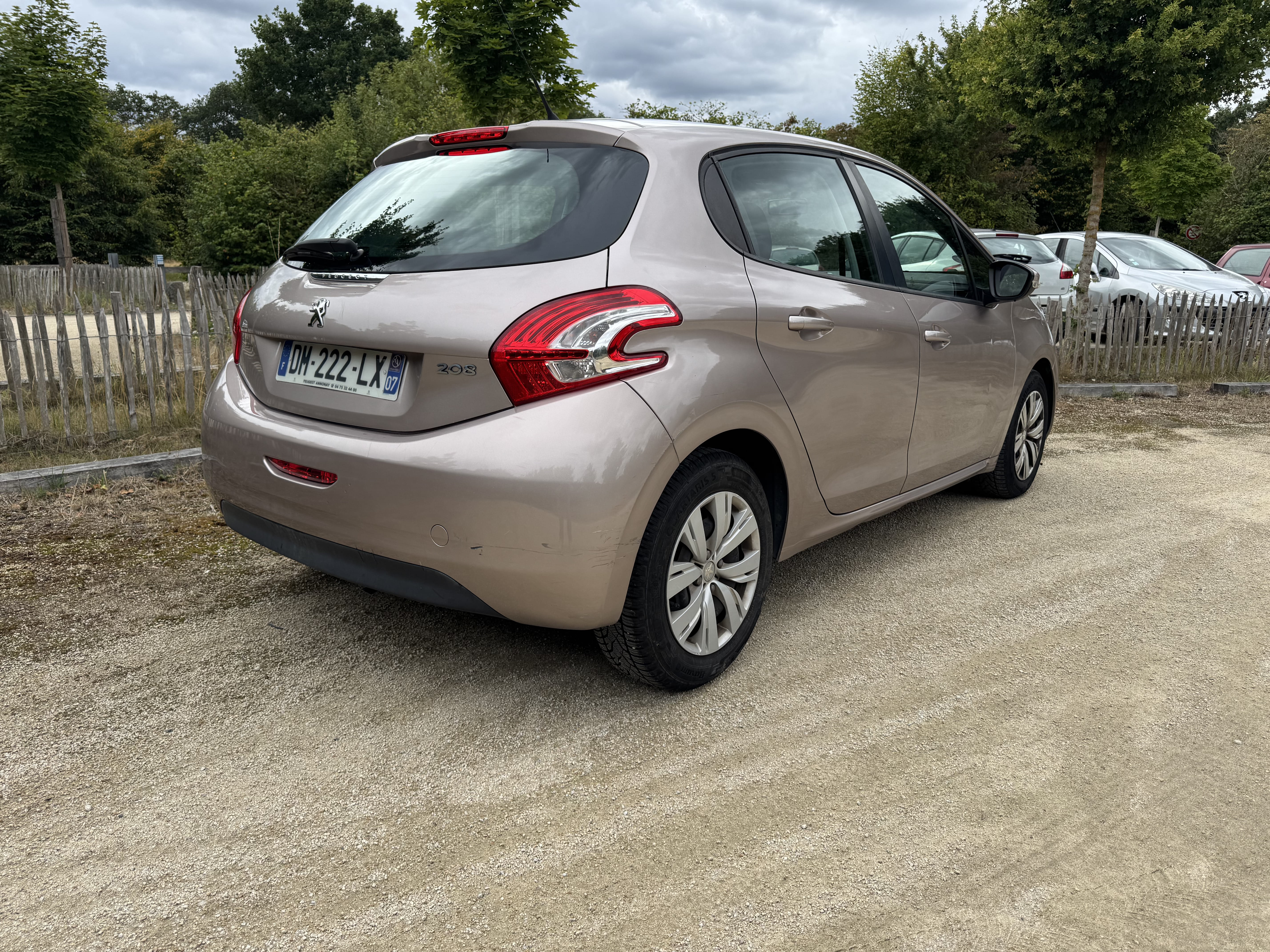 Peugeot 208 with Cruise control