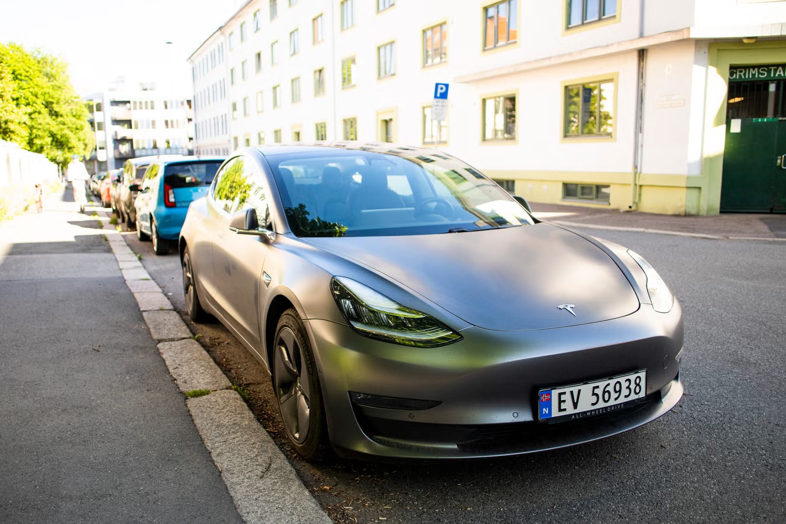 Tesla Model 3 Long Range mit Dashcam
