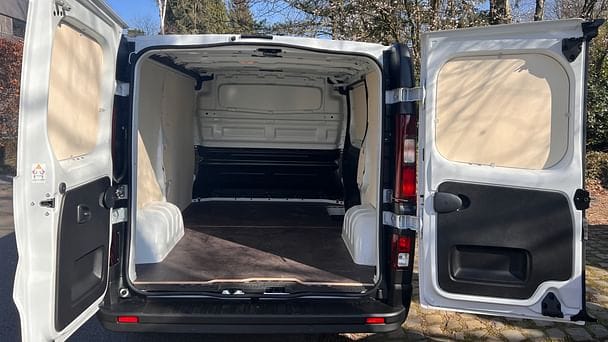 Renault Trafic avec Entrée audio / iPod