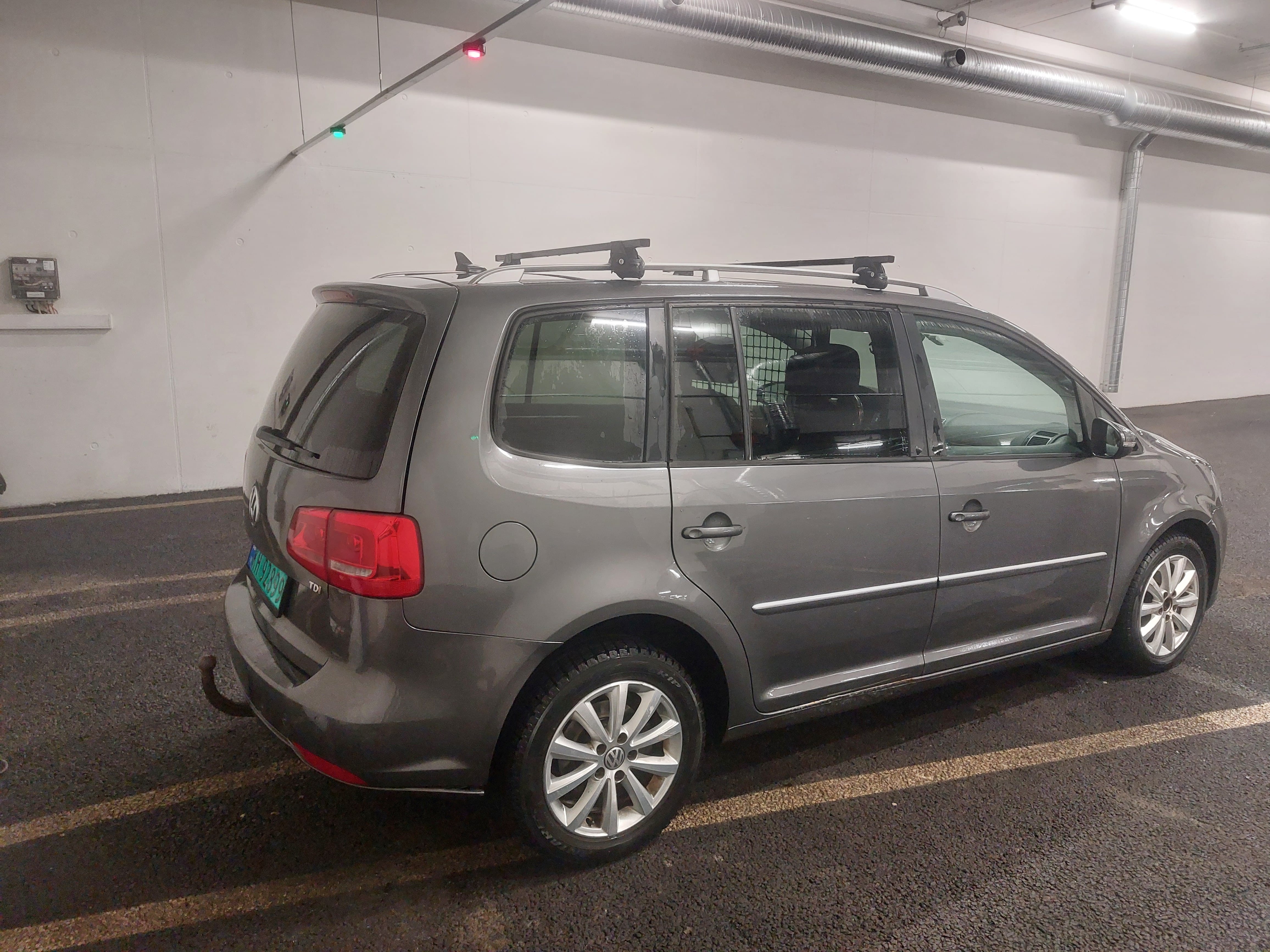 Volkswagen Touran Varebil with Cruise control